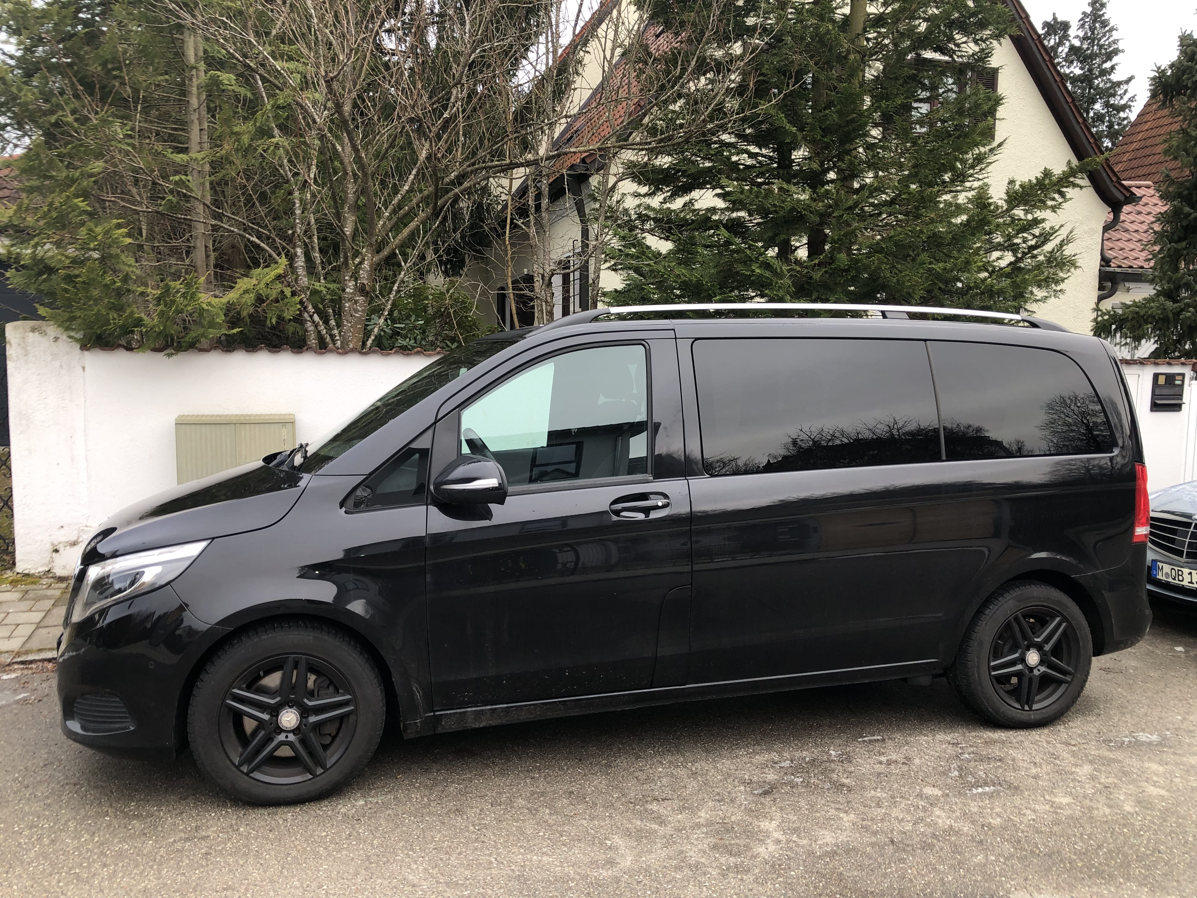 Mercedes V-Klasse 220d Campervan mit Doppelbett mit Klimaanlage