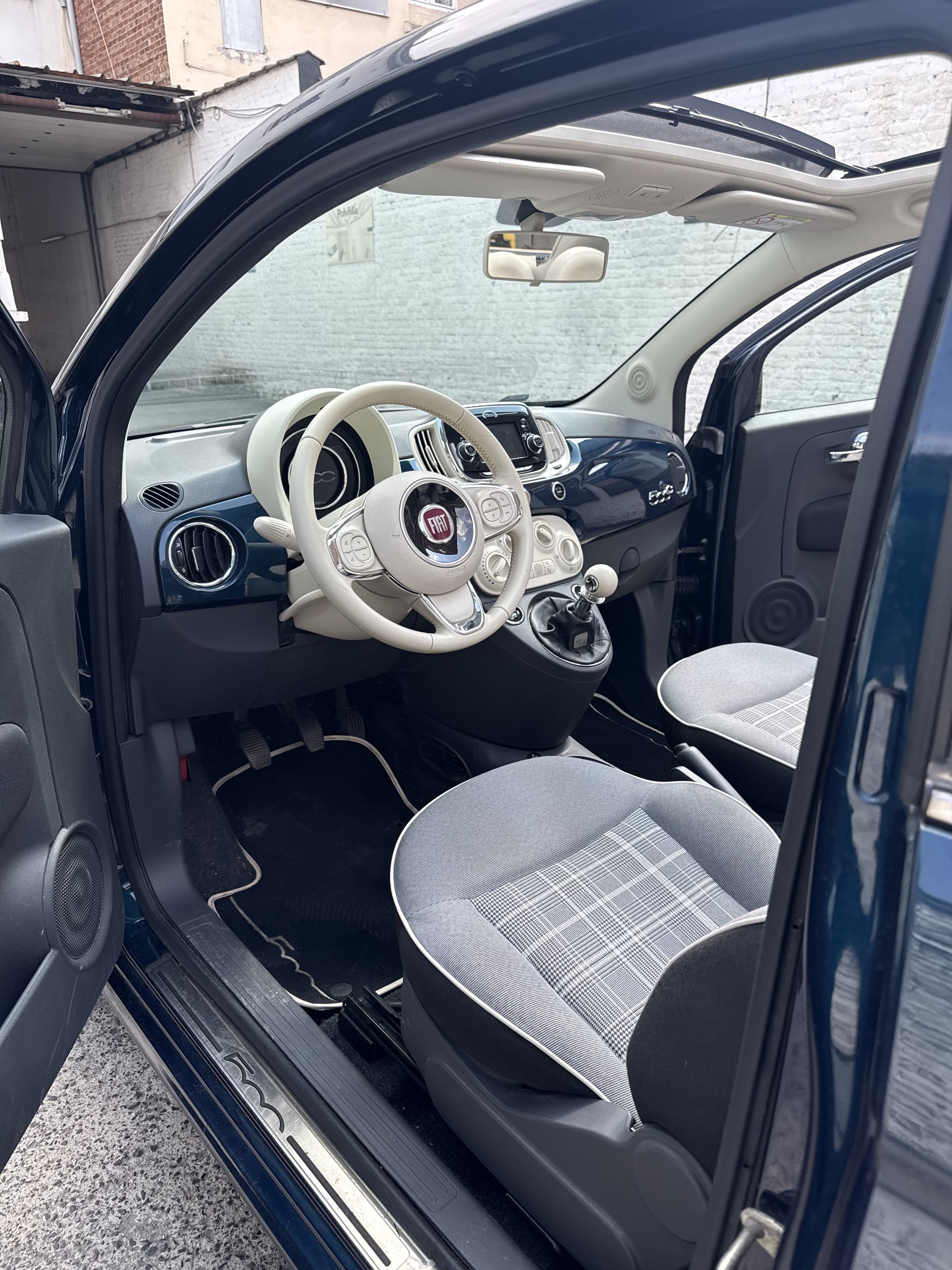 Fiat 500 C met Bluetooth audio