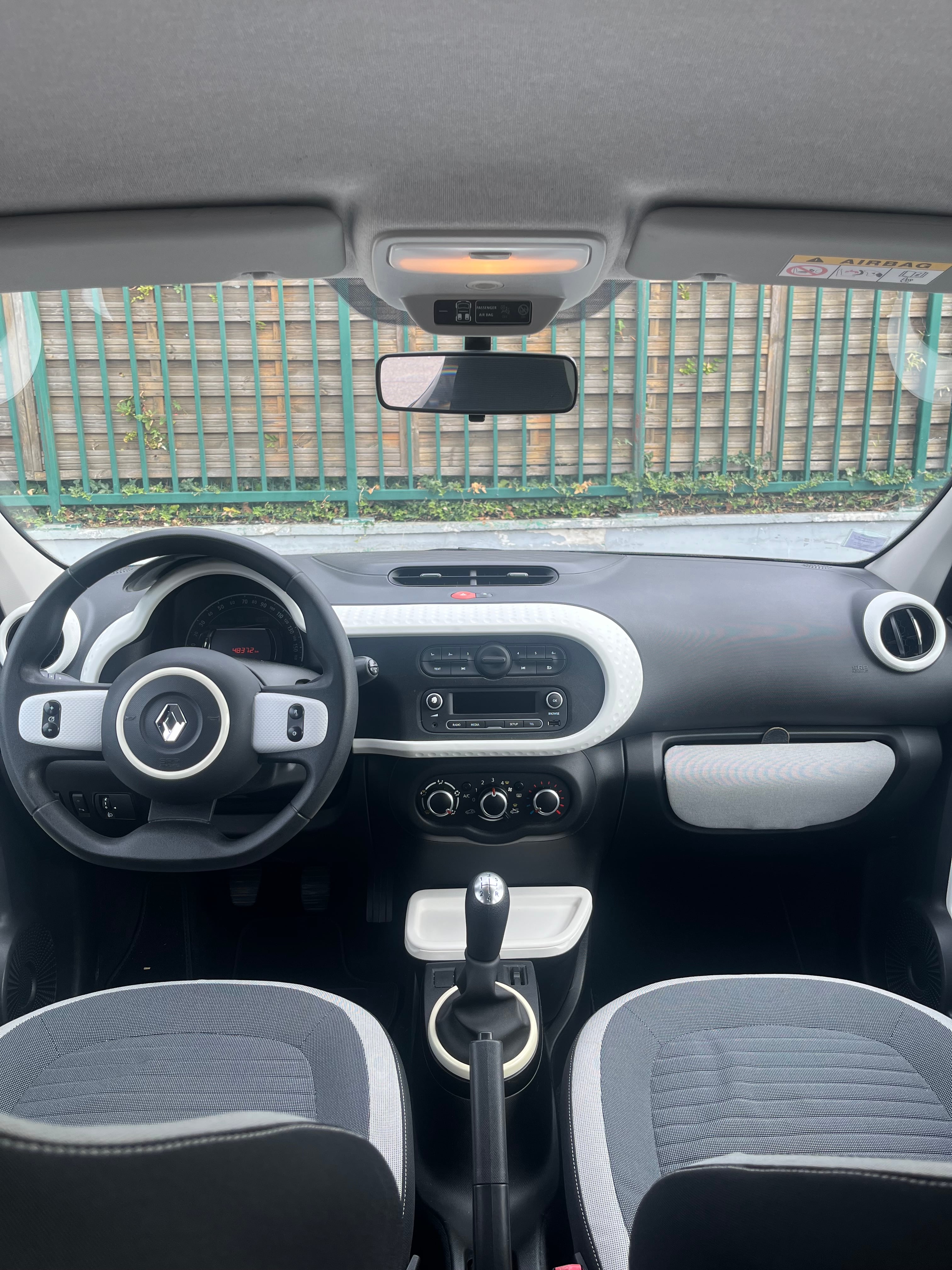 Renault Twingo III avec Port USB