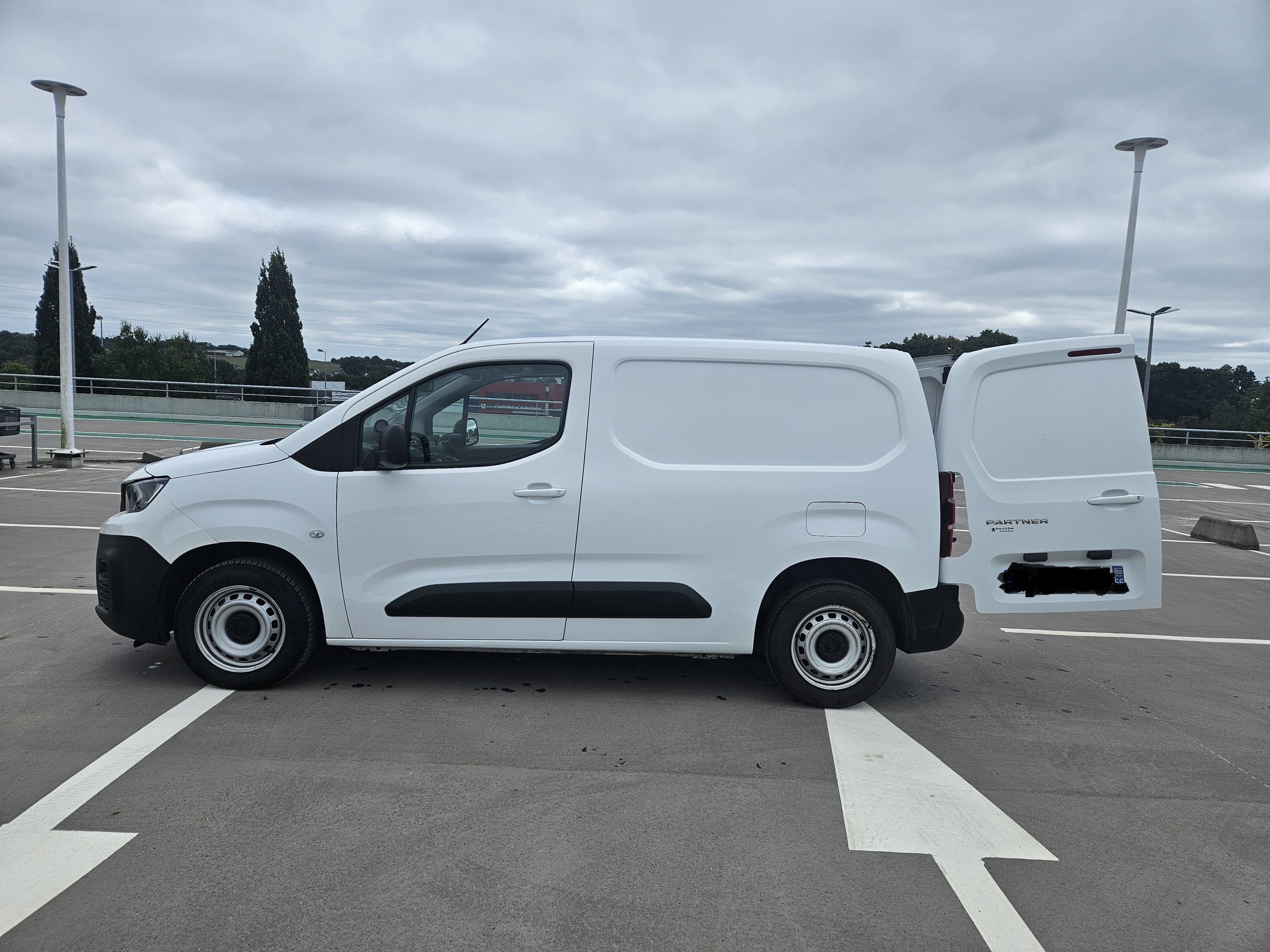 Peugeot Partner Fourgon avec Climatisation