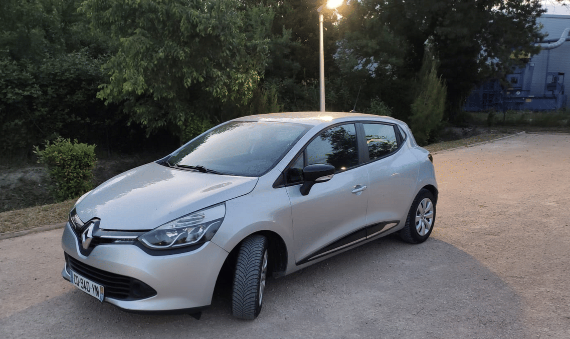 Renault Clio 0.9 TCe 90cv with Air conditioning