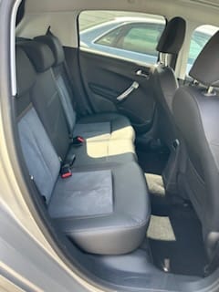 Peugeot 208 avec Android Auto