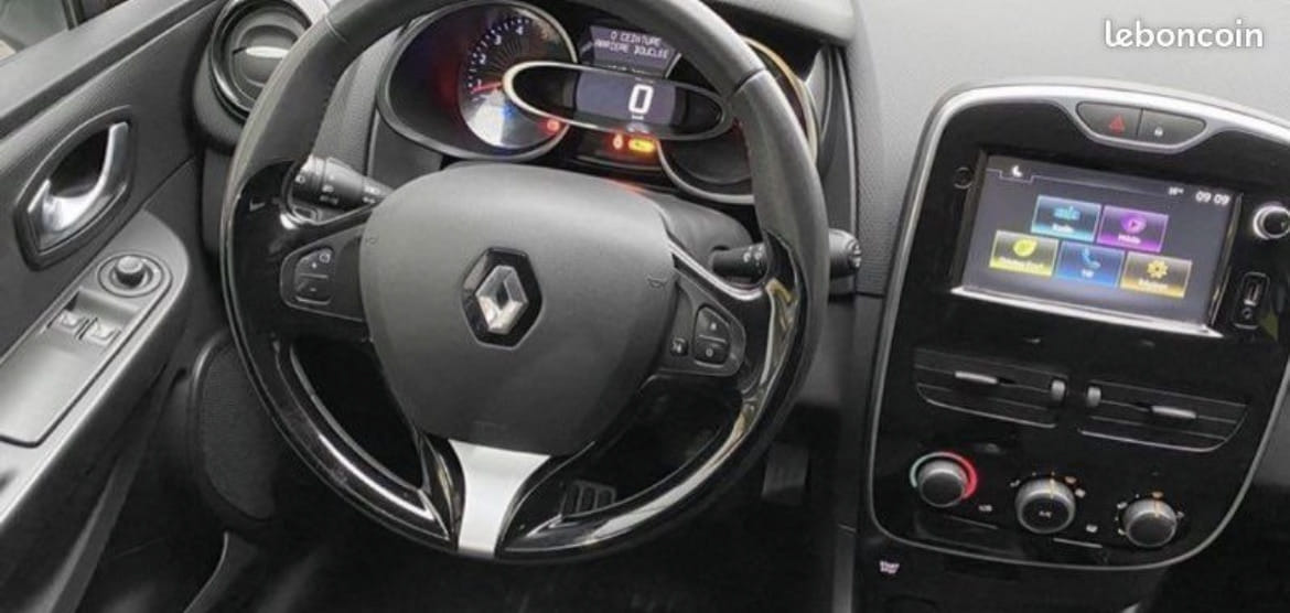 Renault Clio avec GPS