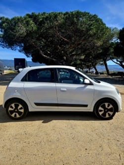 Renault Twingo III with Air conditioning