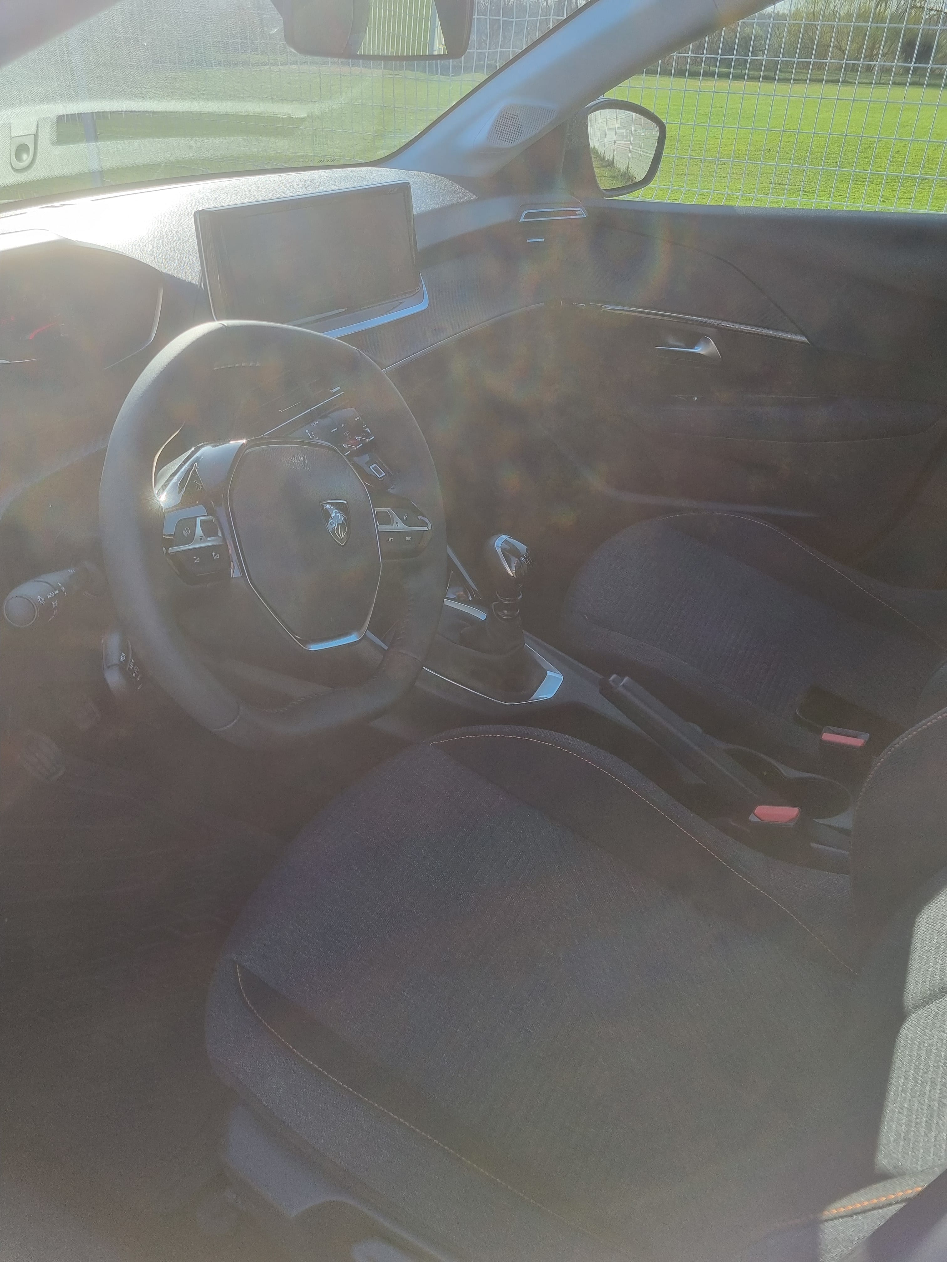 Peugeot 208 avec Caméra de recul