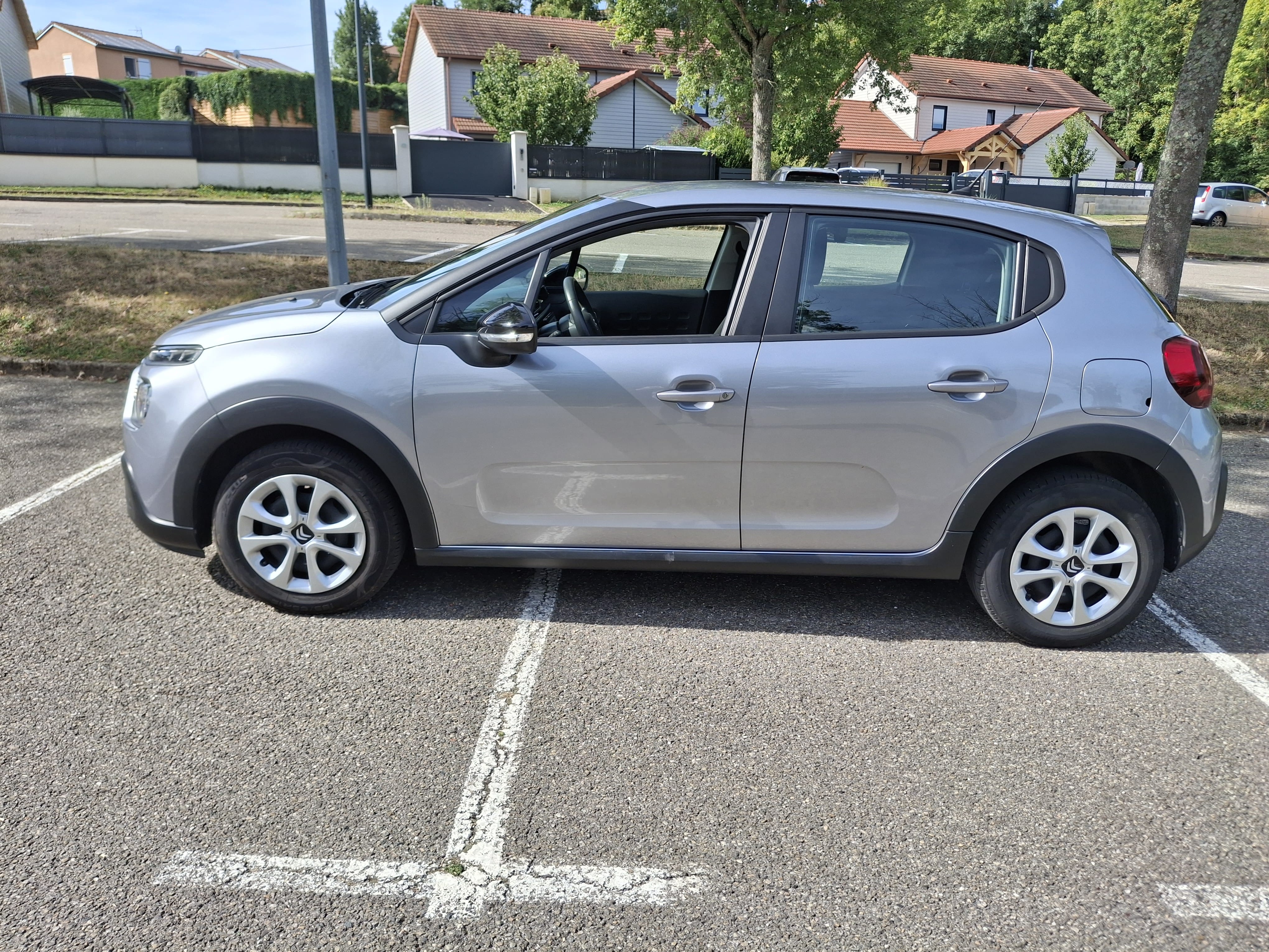 Citroen C3  PureTech 83 S&S BVM5 Feel Business avec Climatisation