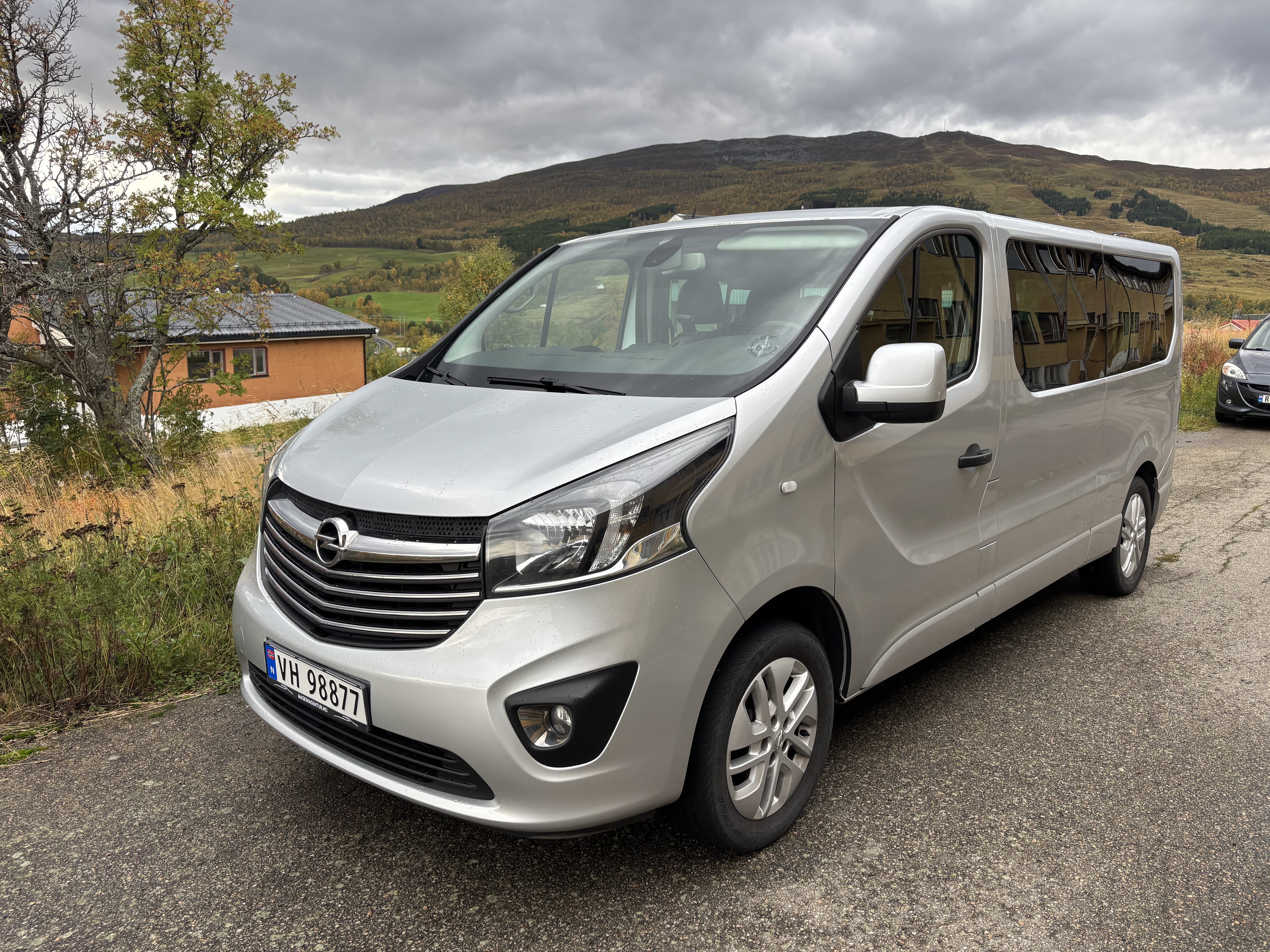 Opel Vivaro, 2018, Diesel, 9 seter eller mer