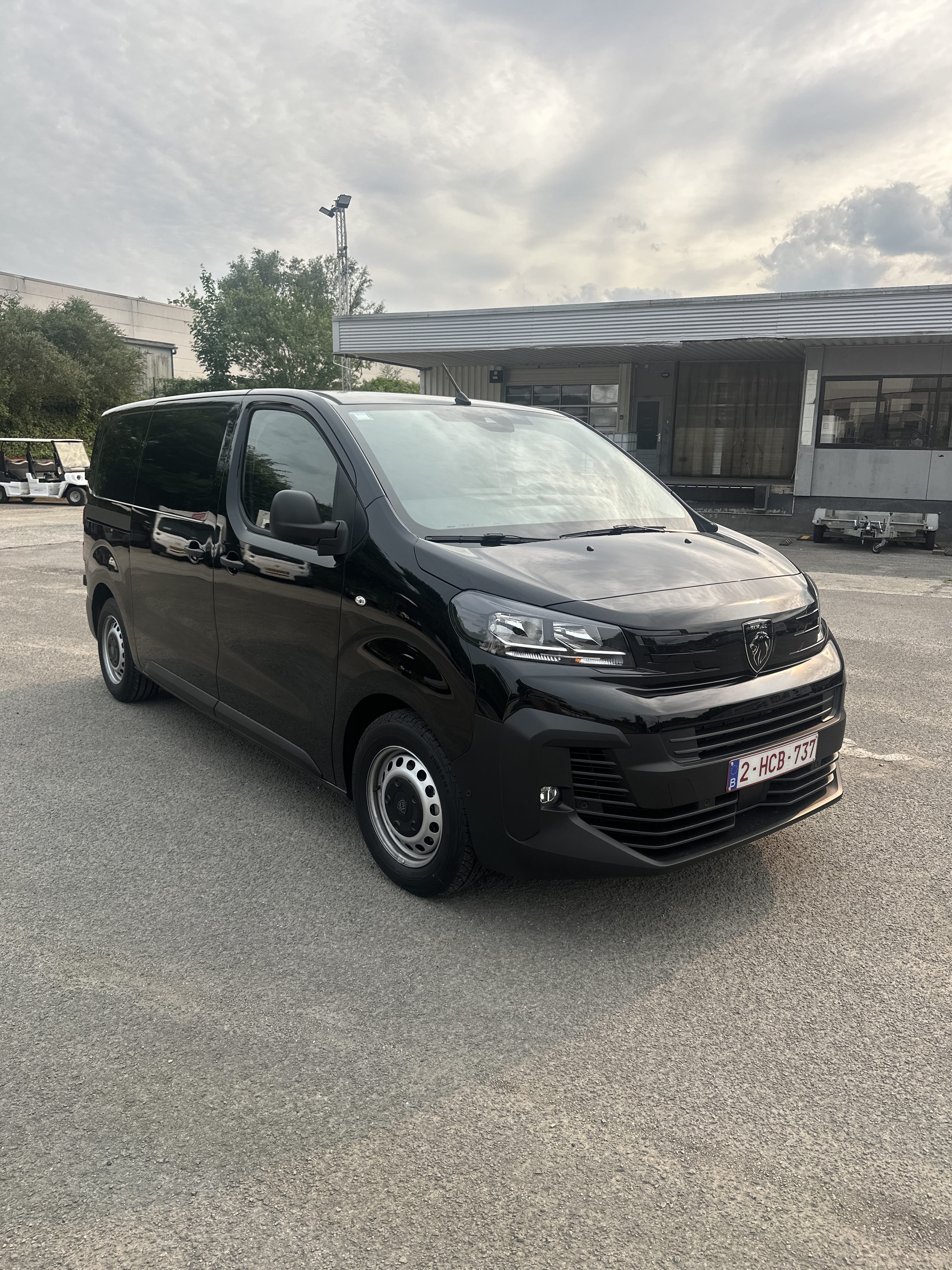 Peugeot Expert, 2025, Diesel (B7), automatisch