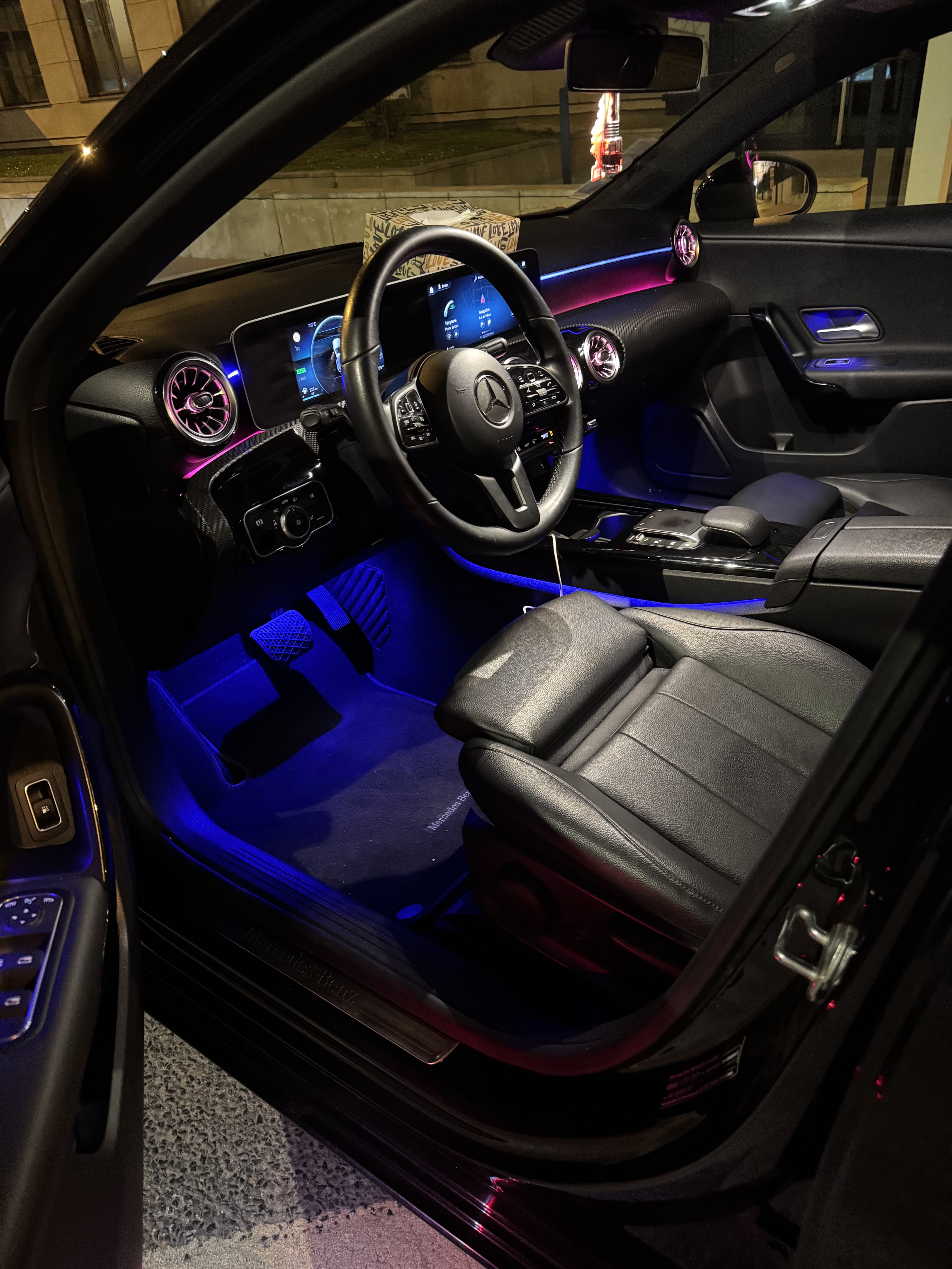 Mercedes-Benz Classe A 250 e avec Régulateur de vitesse