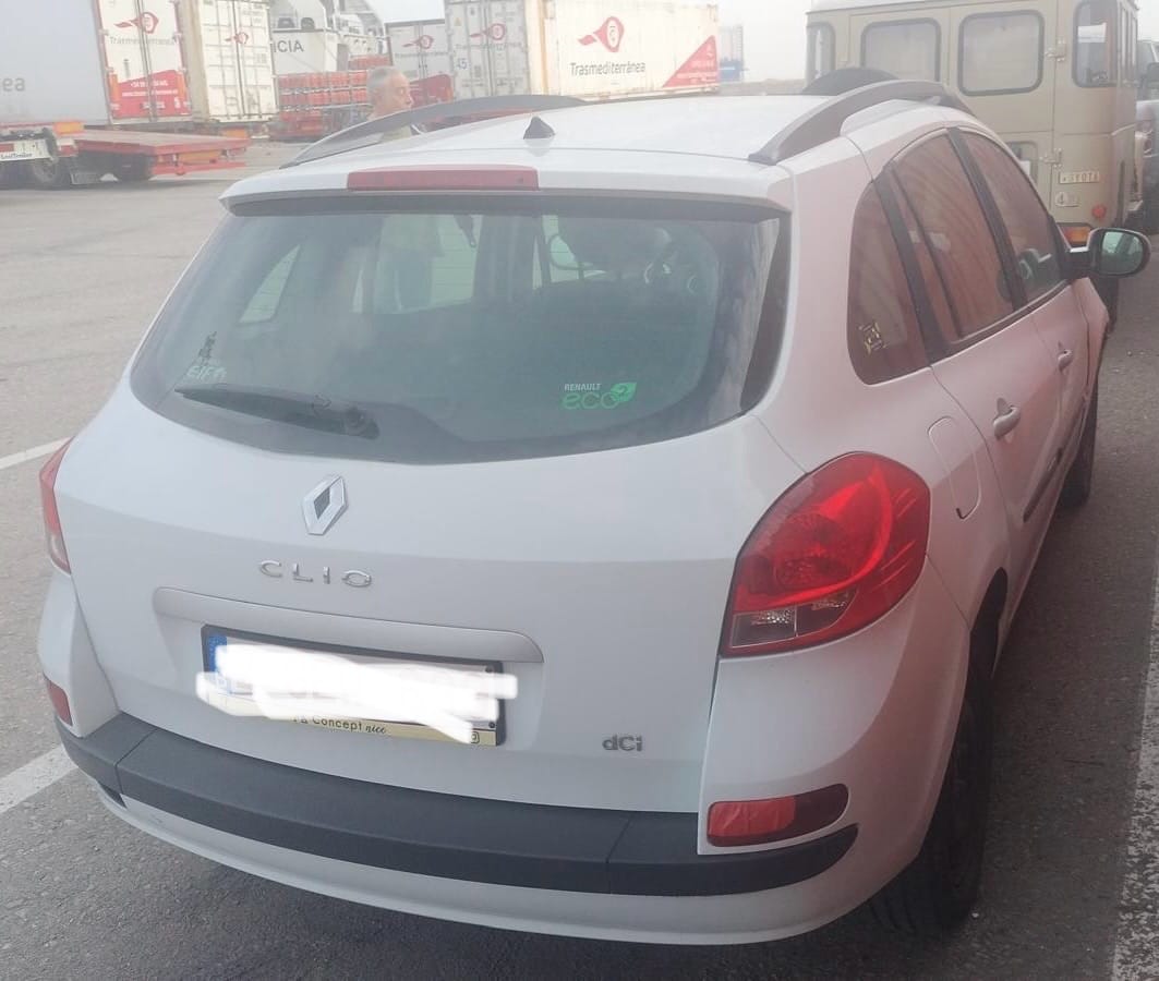 Renault Clio Grandtour con Silla infantil