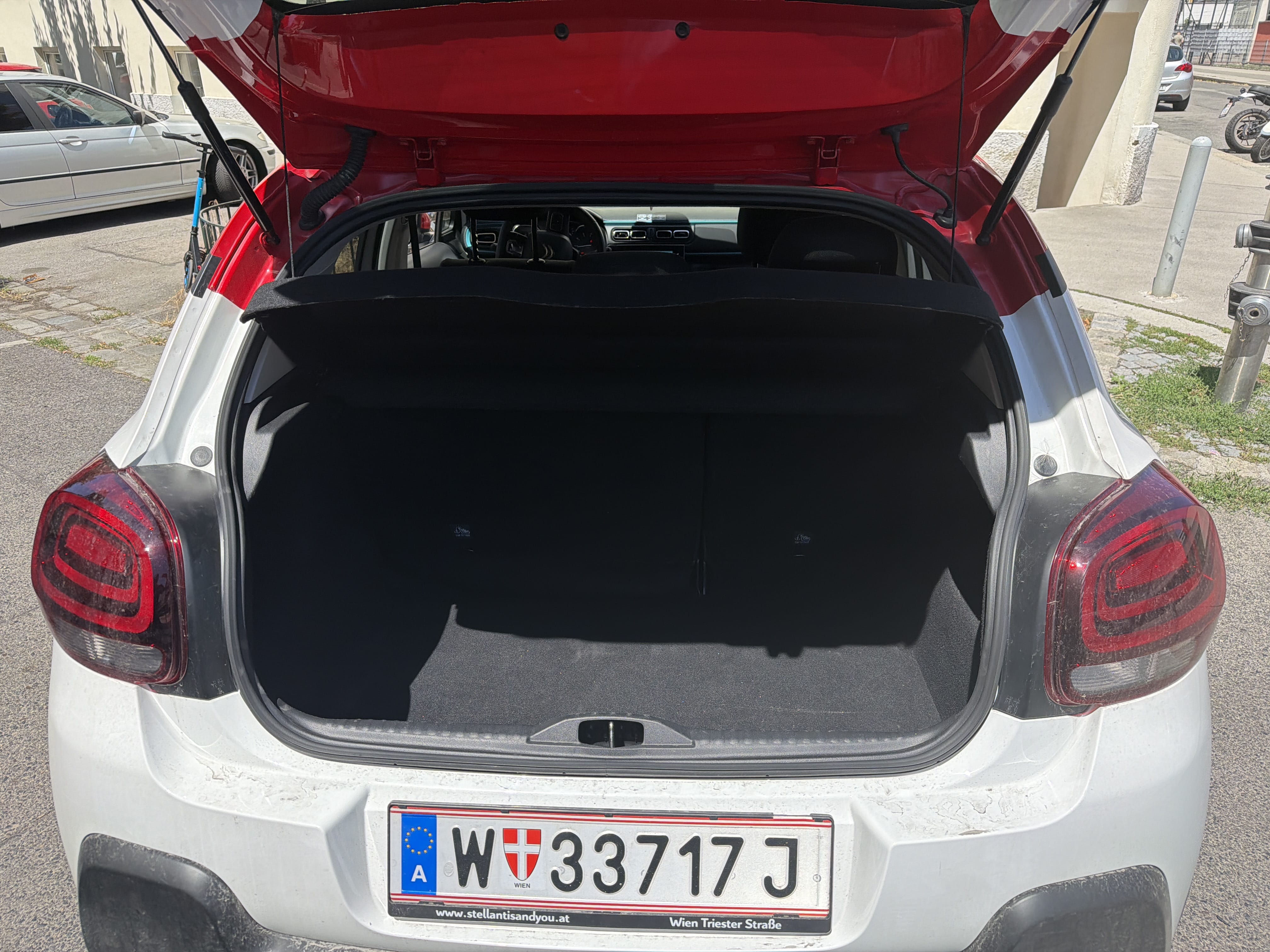 Citroen C3 mit Navigationsgerät