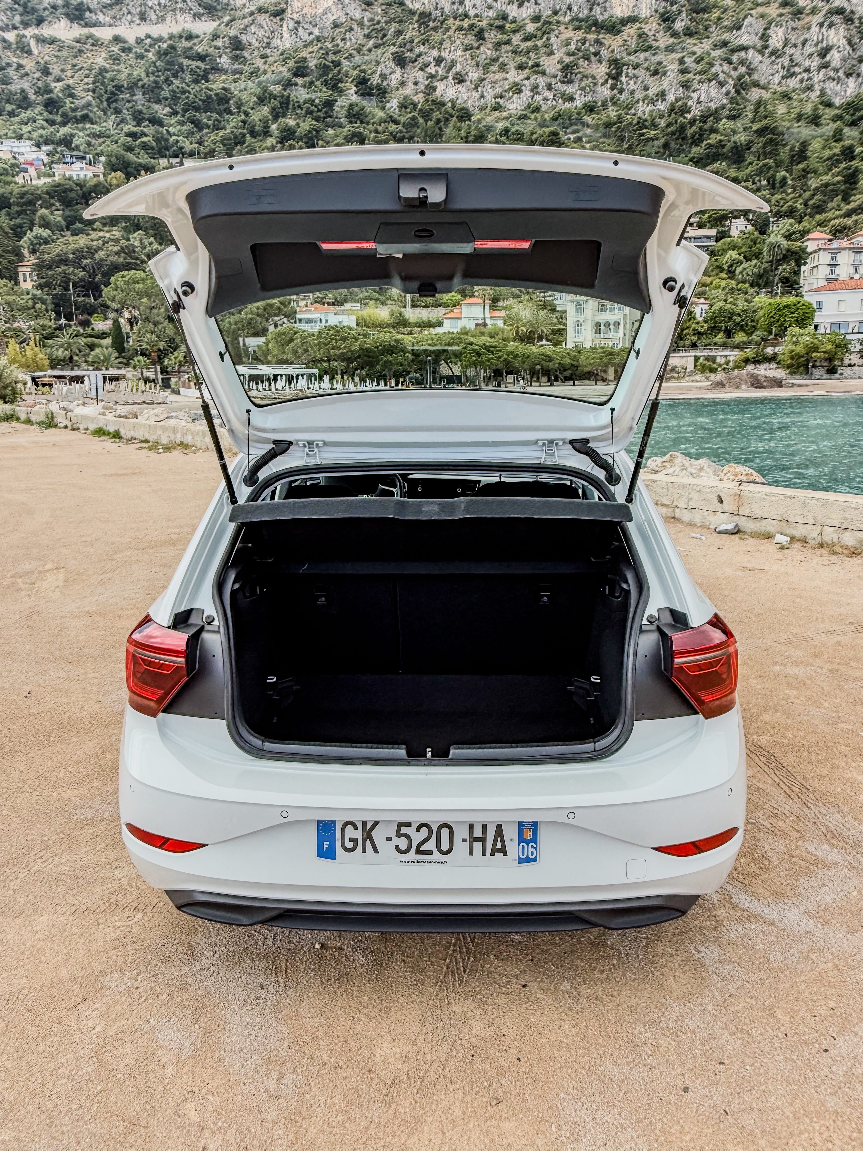 Volkswagen Polo with USB charging ports