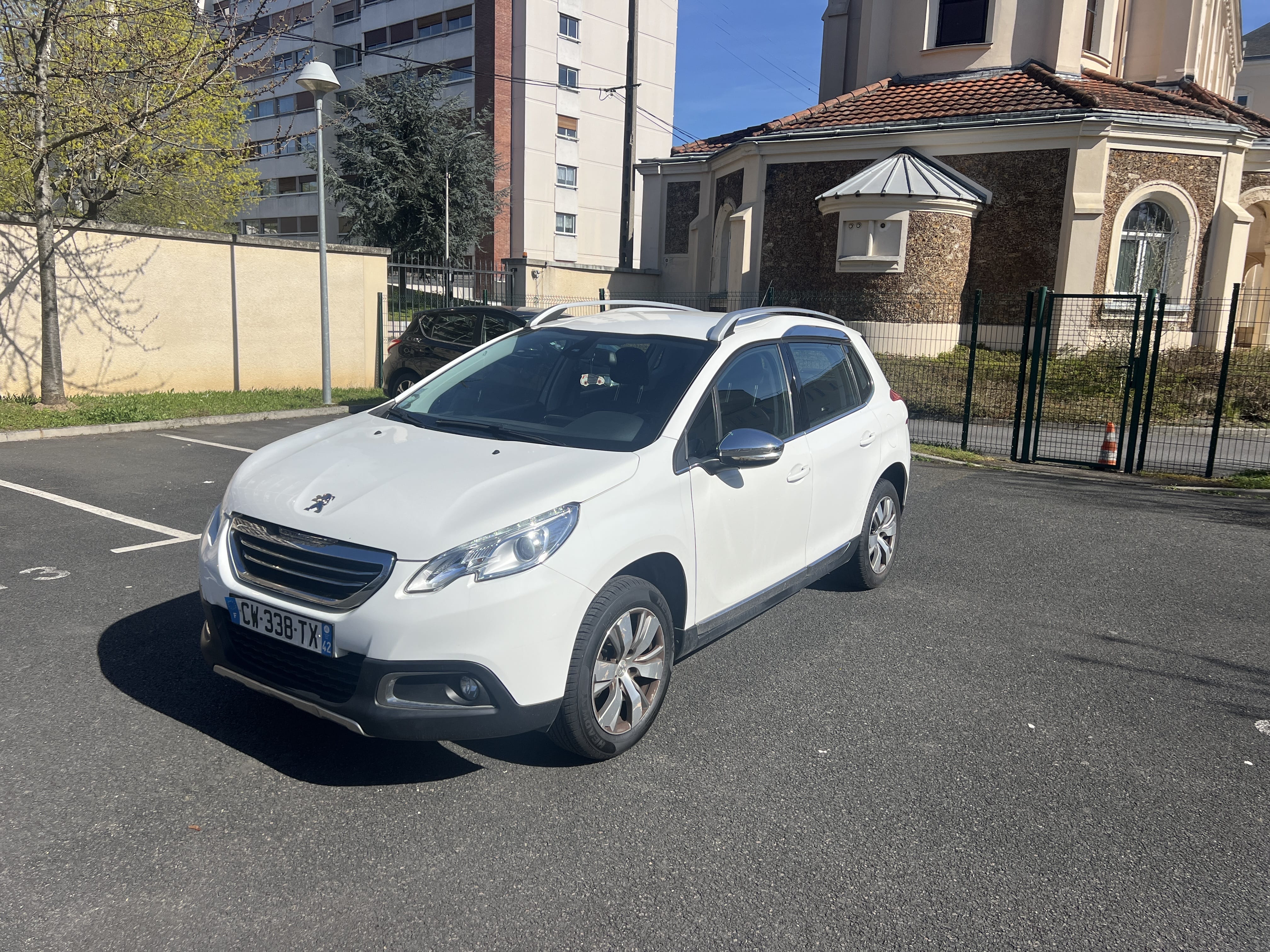 Peugeot 2008, 2013, Essence 95