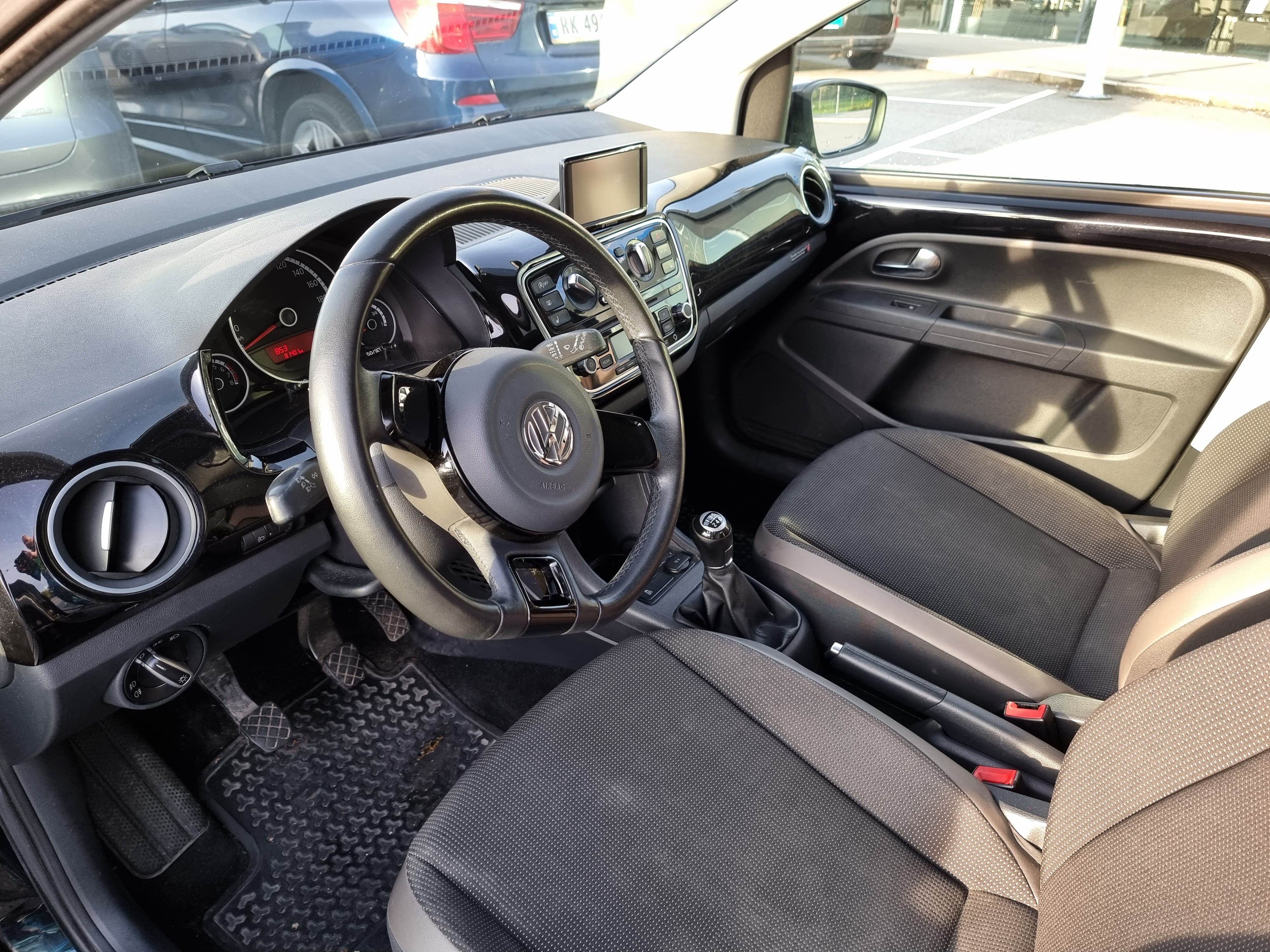 Volkswagen Up! Mighty city warrior with Snow tires