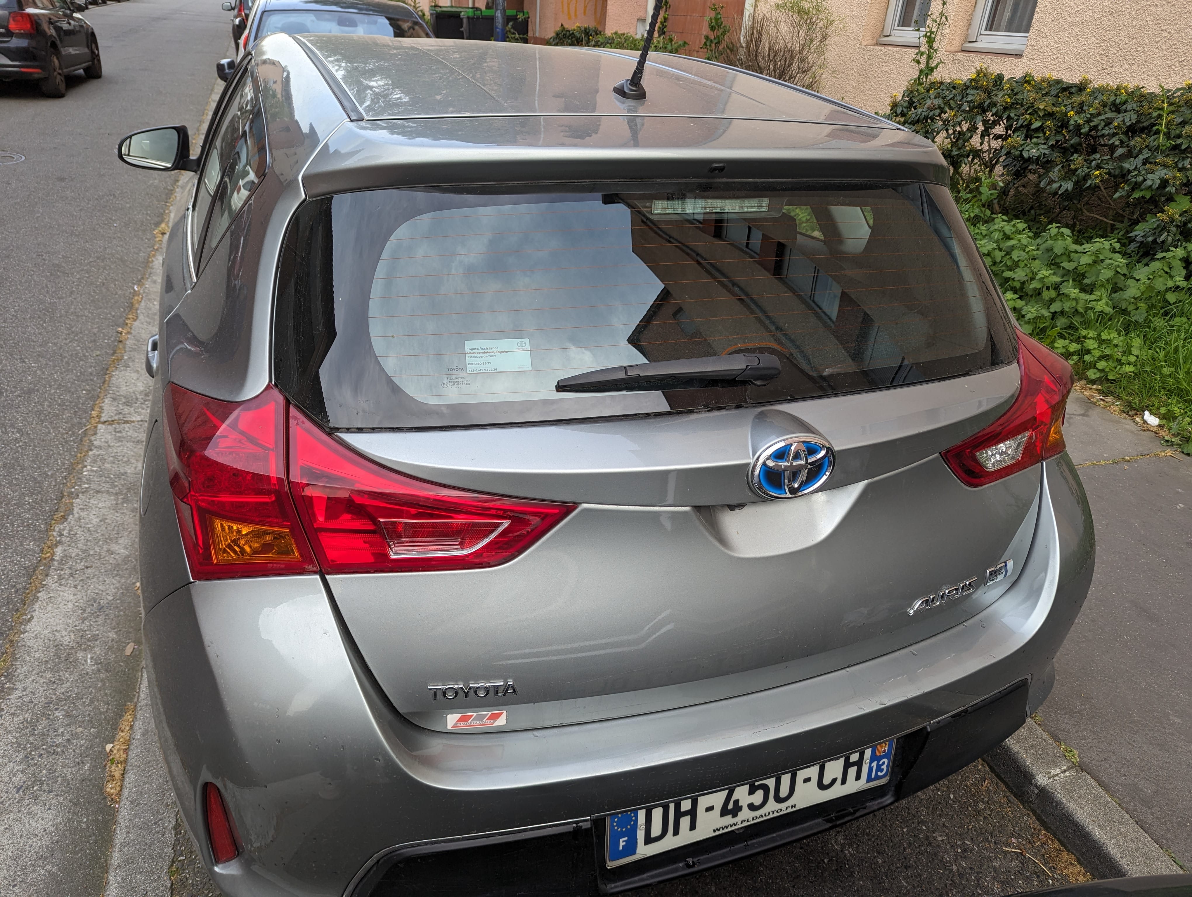 Toyota Auris Hybride, boîte automatique avec GPS