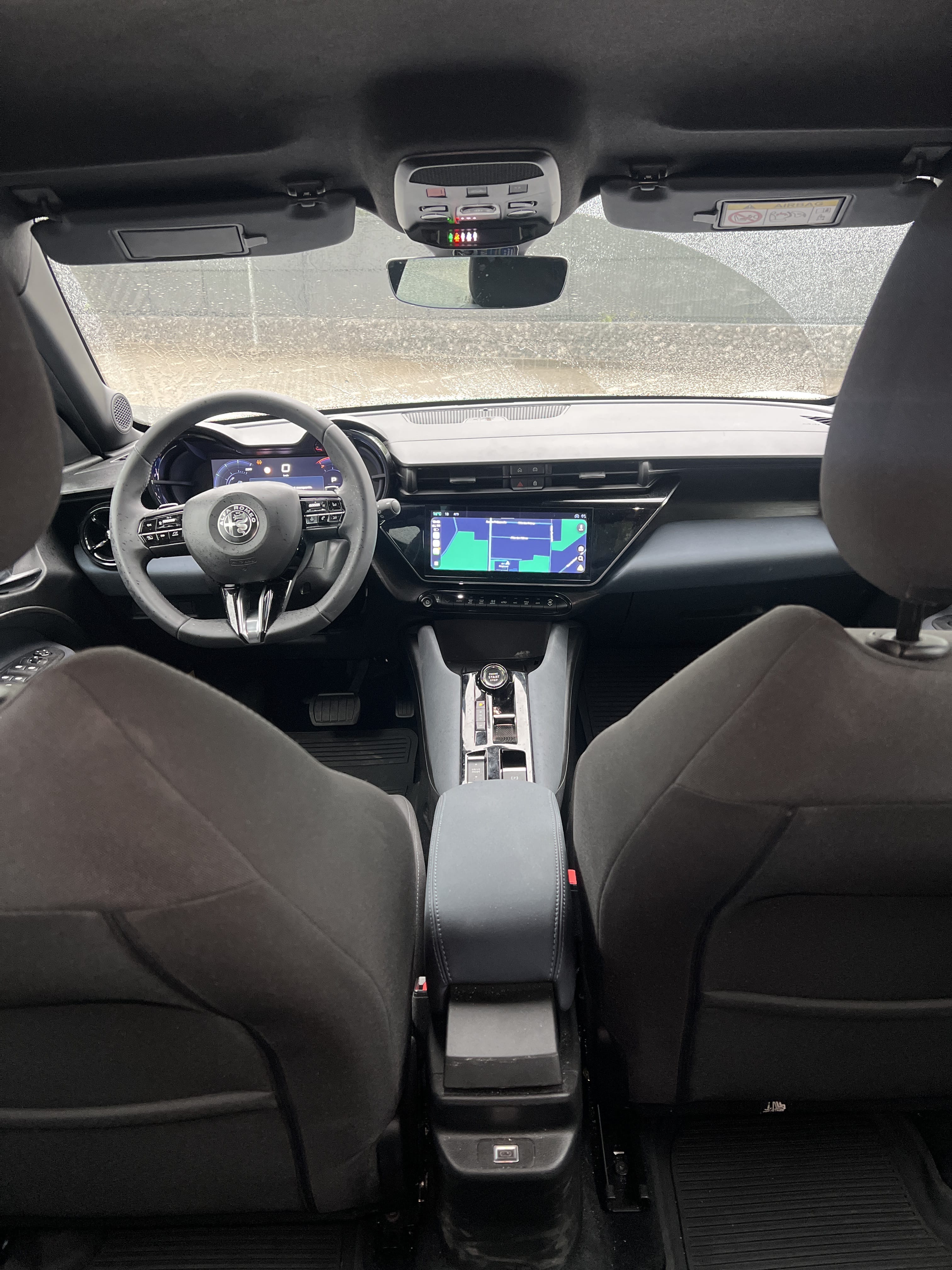 Alfa-Romeo Junior met Achteruitrijcamera