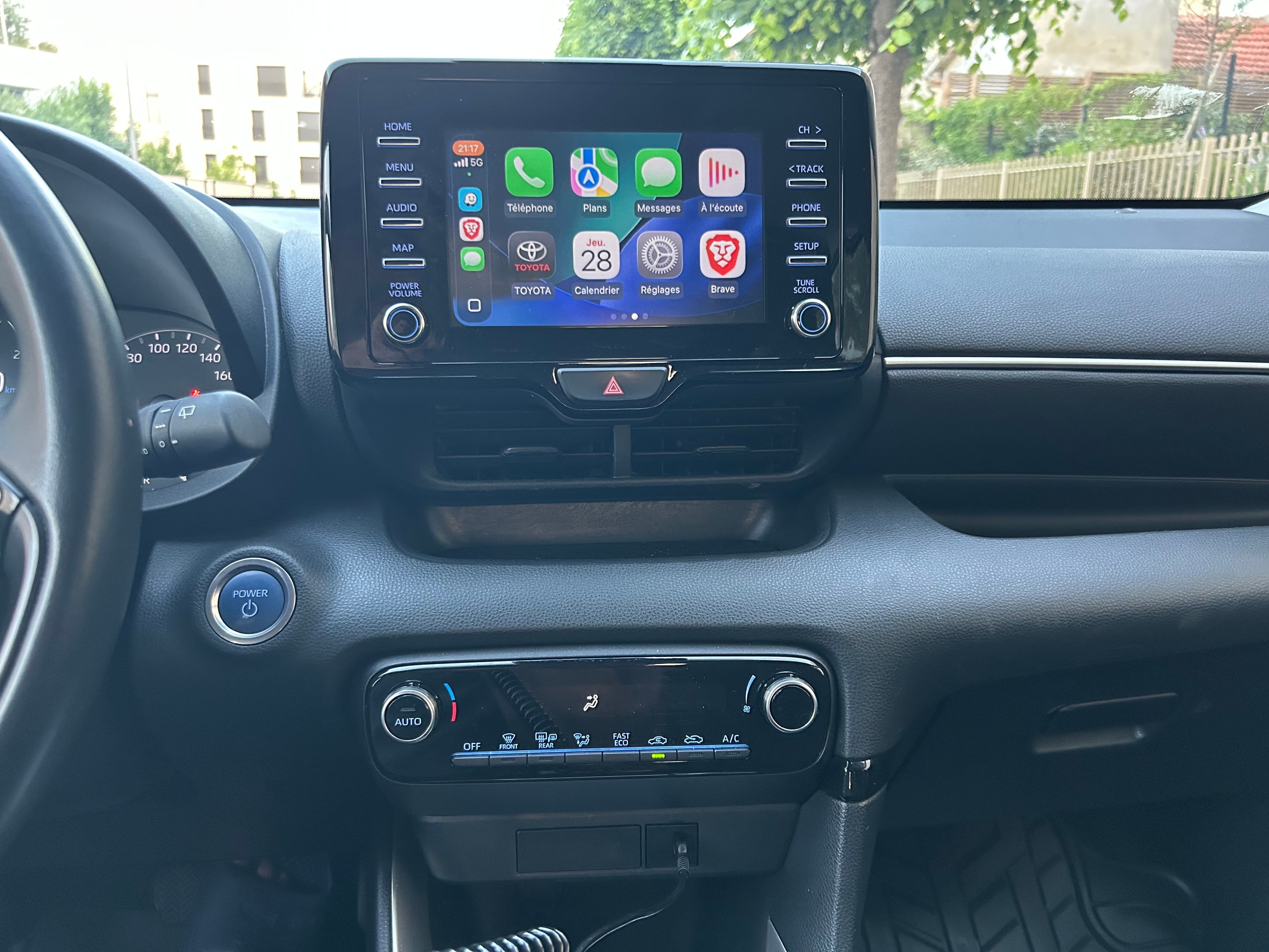 Toyota Yaris Hybride avec GPS