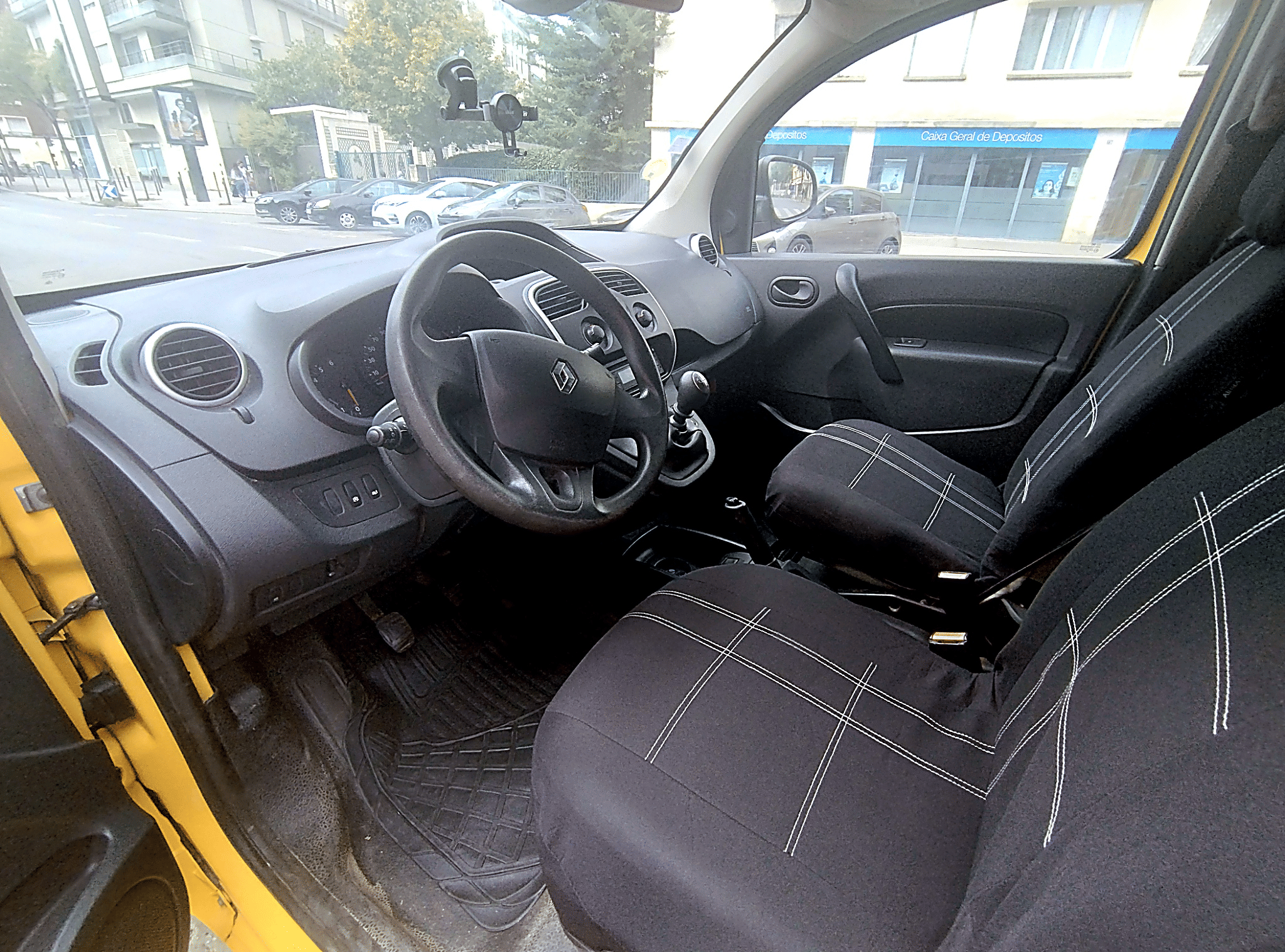 Renault Kangoo Fourgon 1.5 DCI avec Port USB
