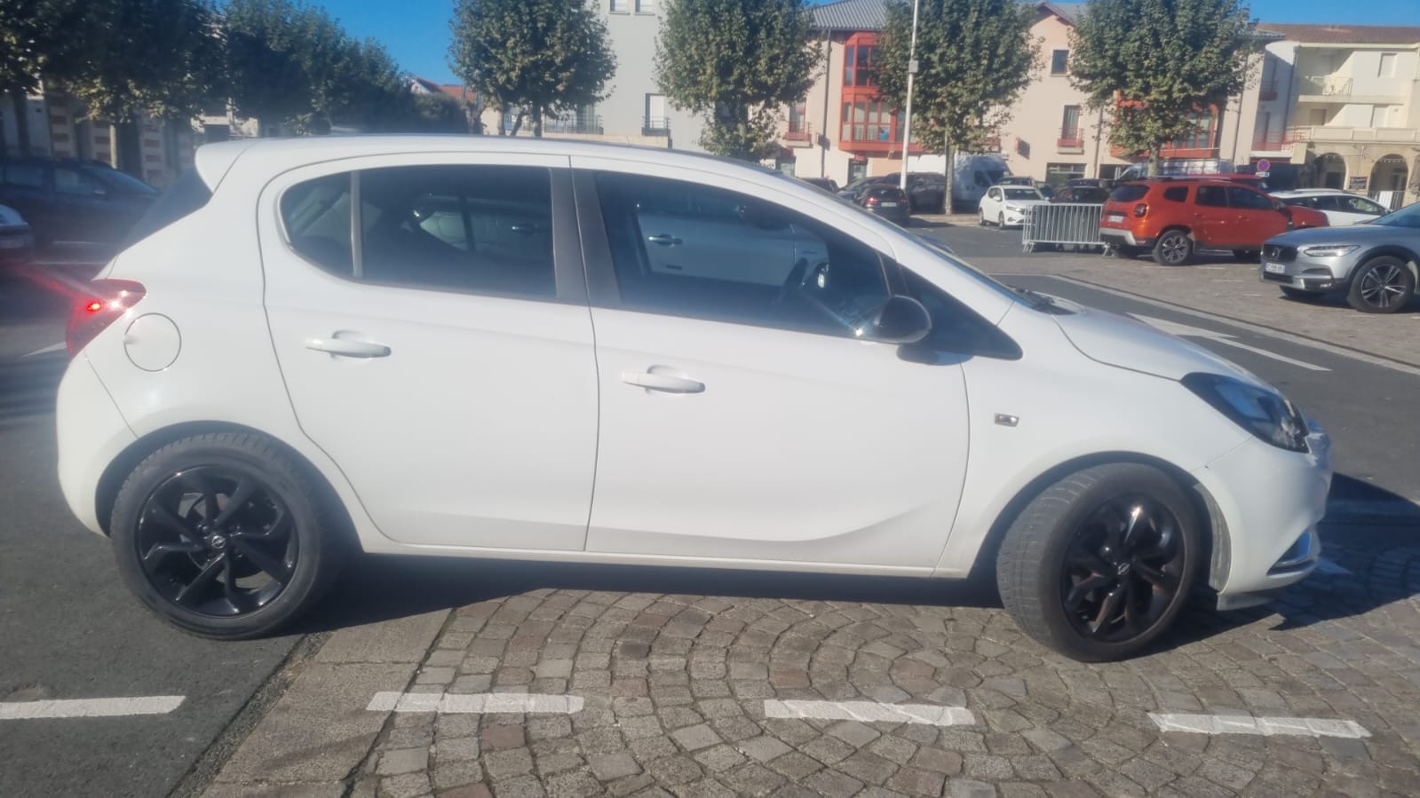 Opel Corsa-E avec Climatisation