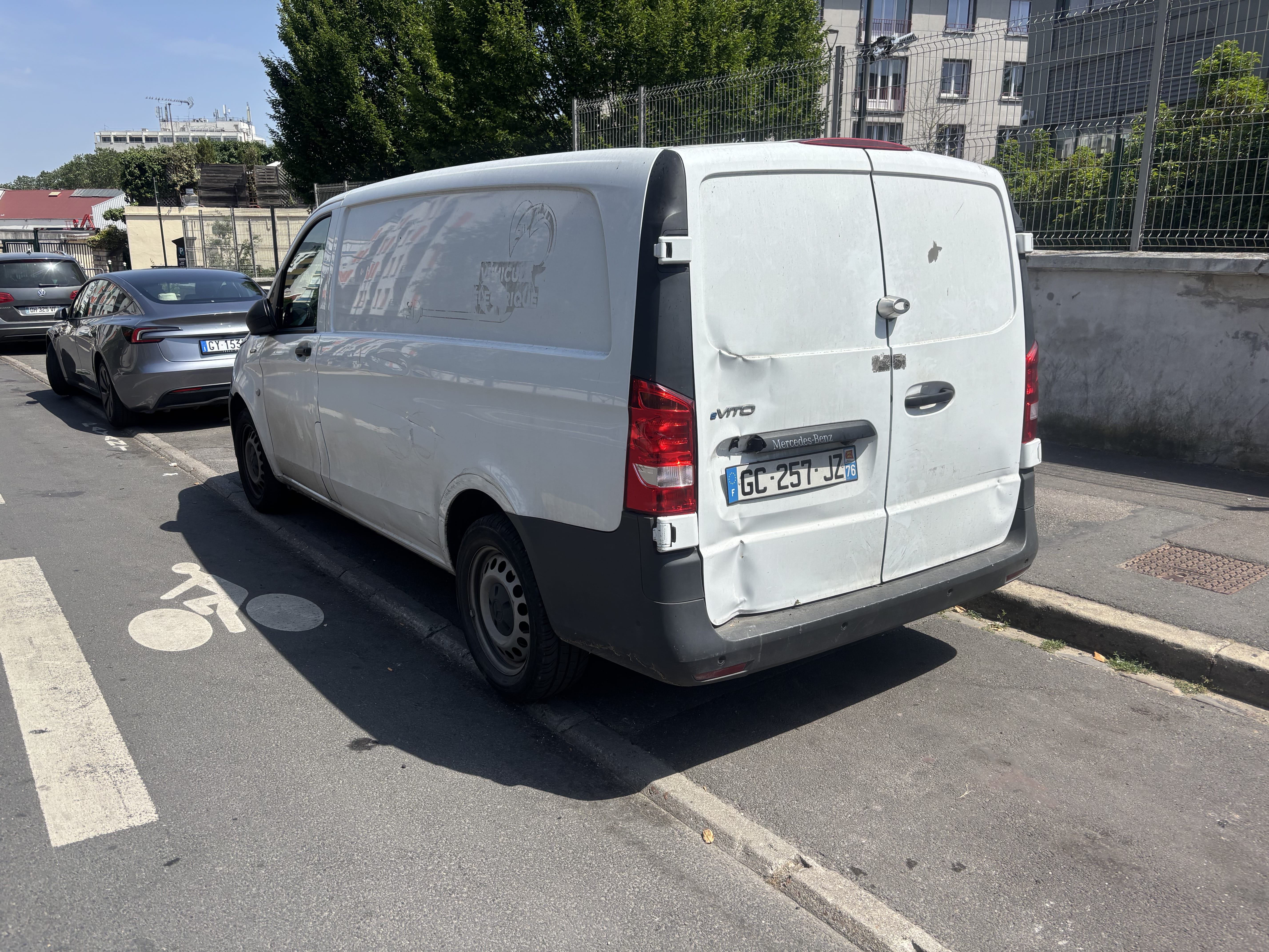 Mercedes-Benz eVito avec Audio Bluetooth