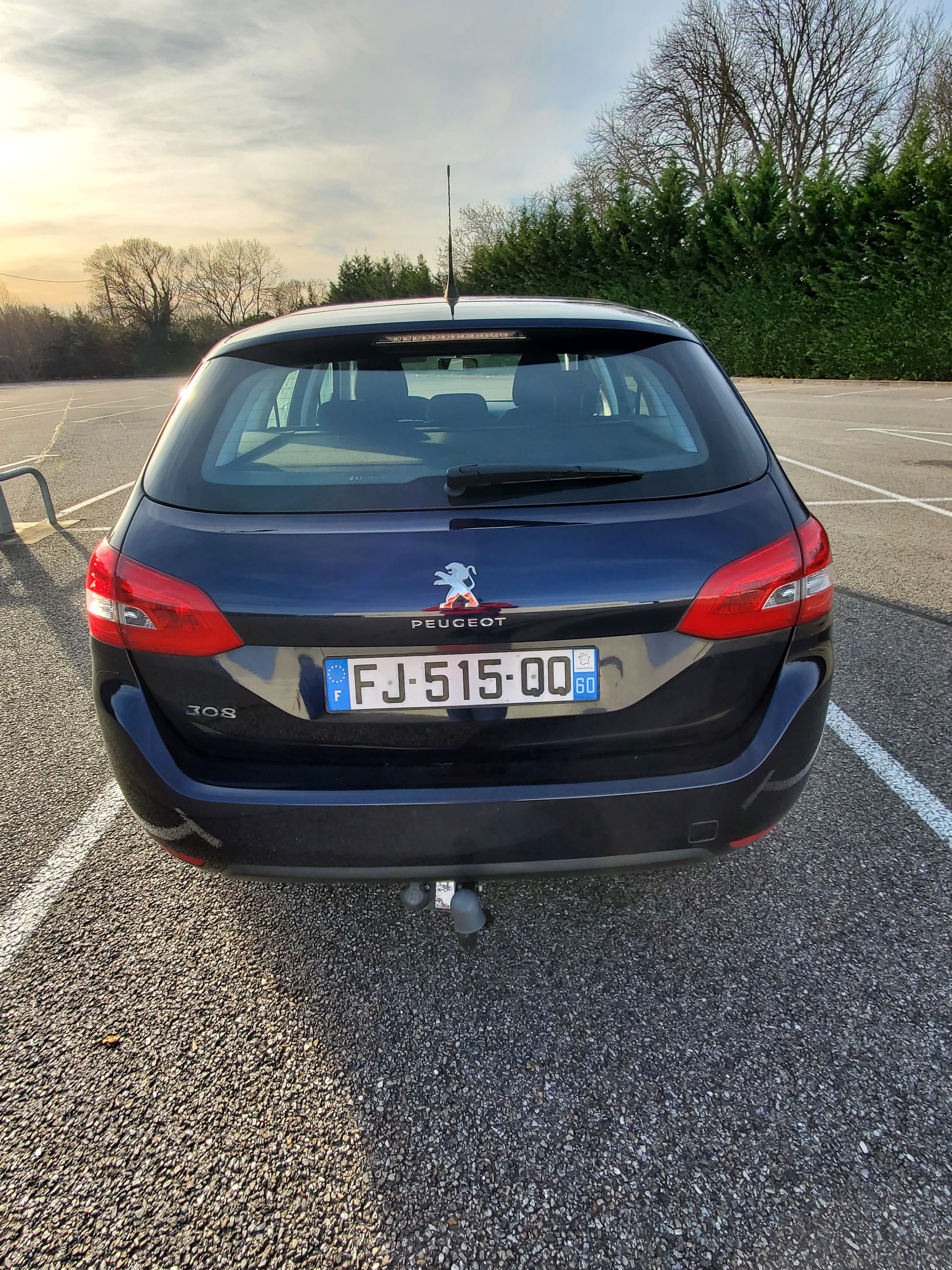 Peugeot 308 avec GPS