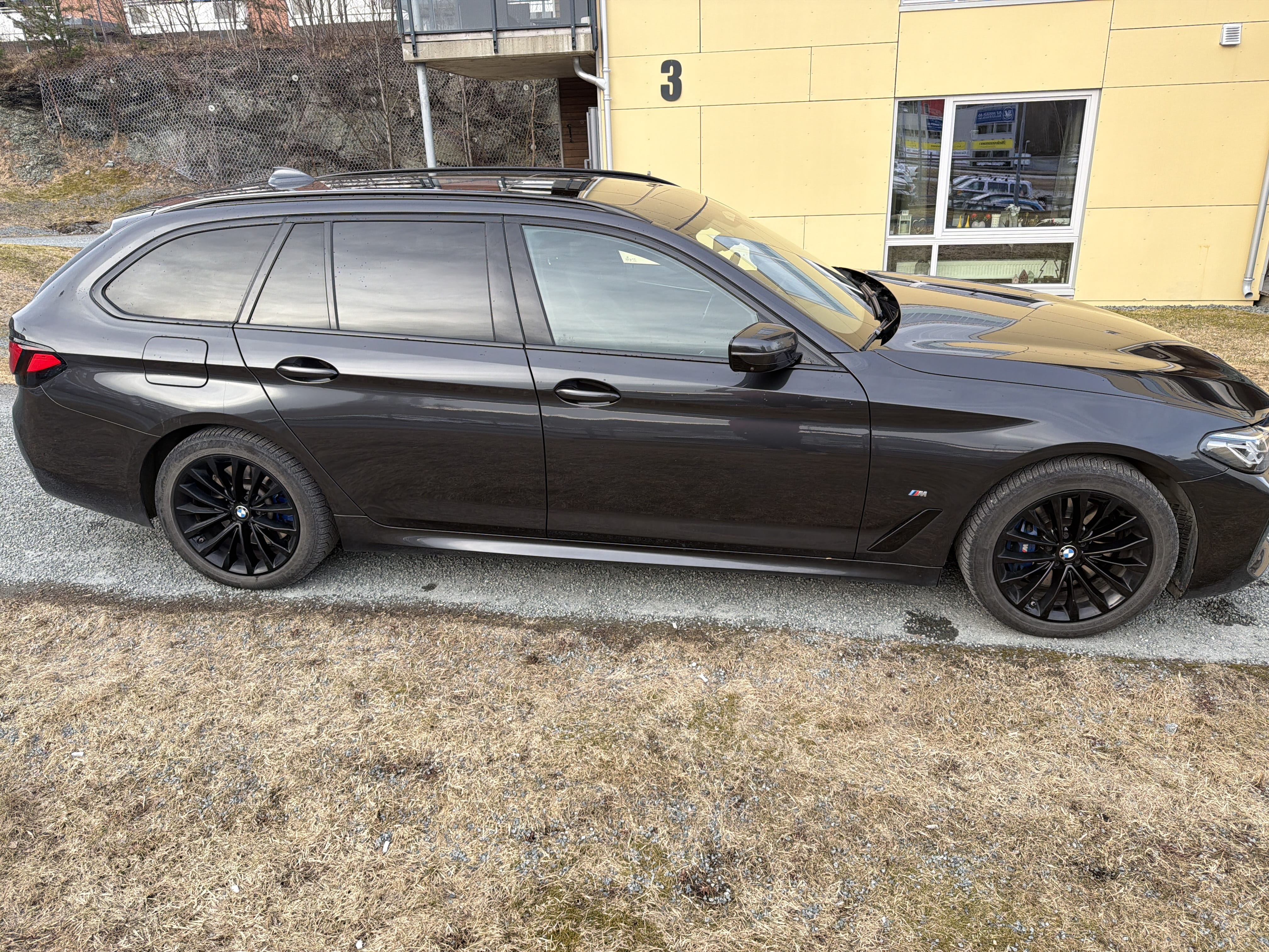 BMW 5-Serie 530e xDrive iPerformance Bensin/hybrid . Alt av ekstra utstyr med Apple CarPlay