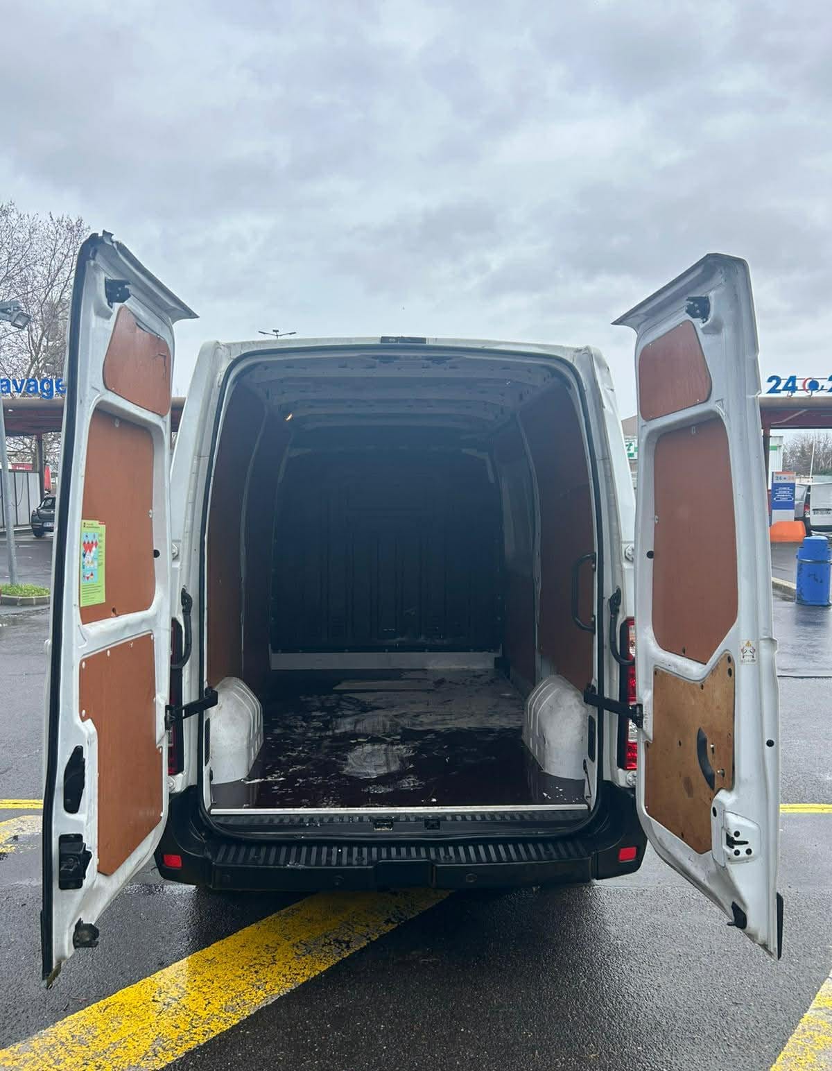 Renault Master avec Port USB