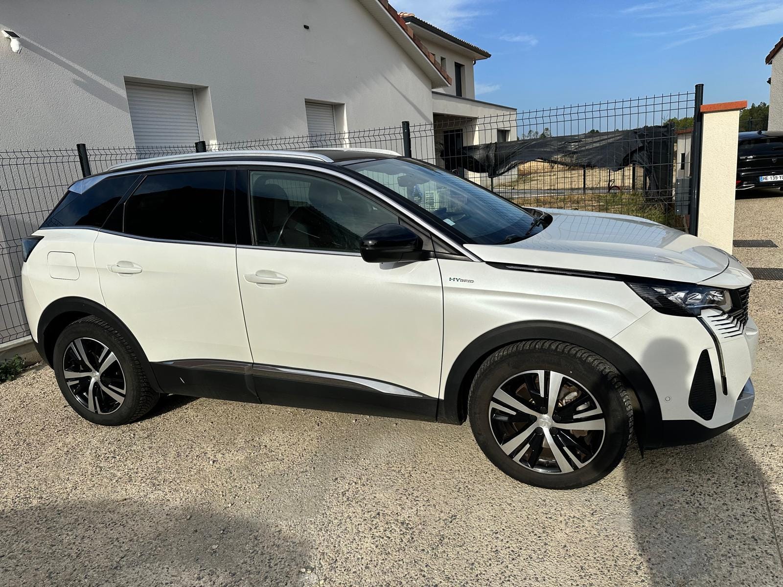 Peugeot 3008, 2021, Essence 95 / Électrique (hybride), automatique