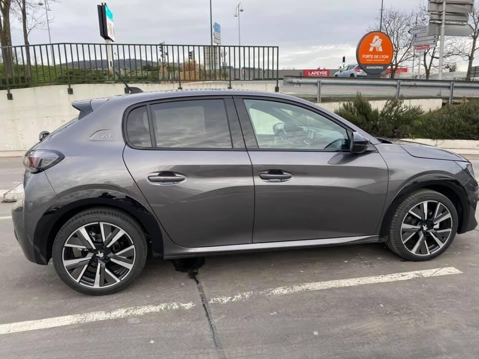 Peugeot 208 GT Line avec Climatisation
