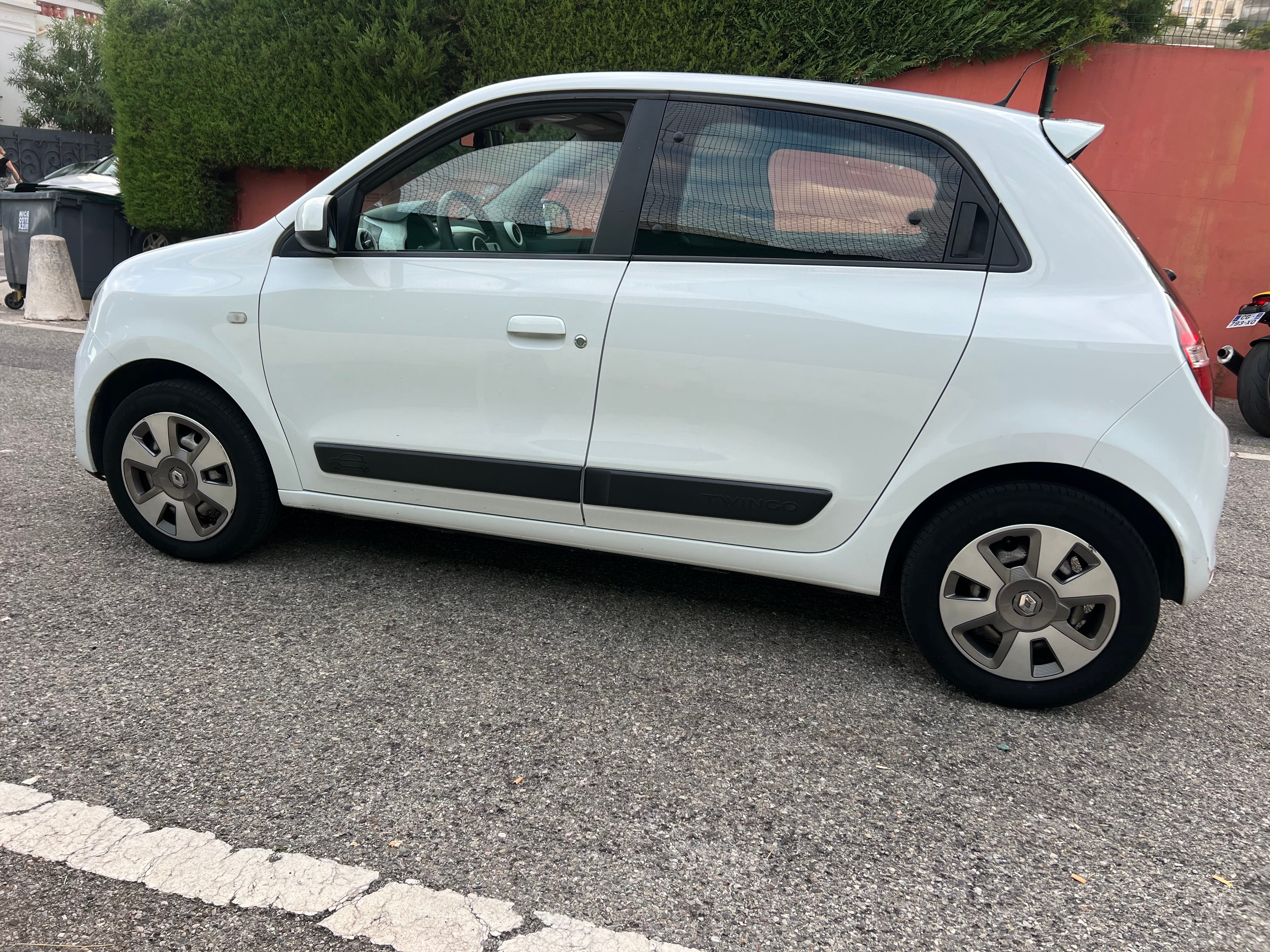 Renault Twingo III avec Climatisation