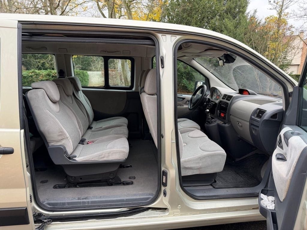 Citroen Jumpy Multispace avec Autoradio