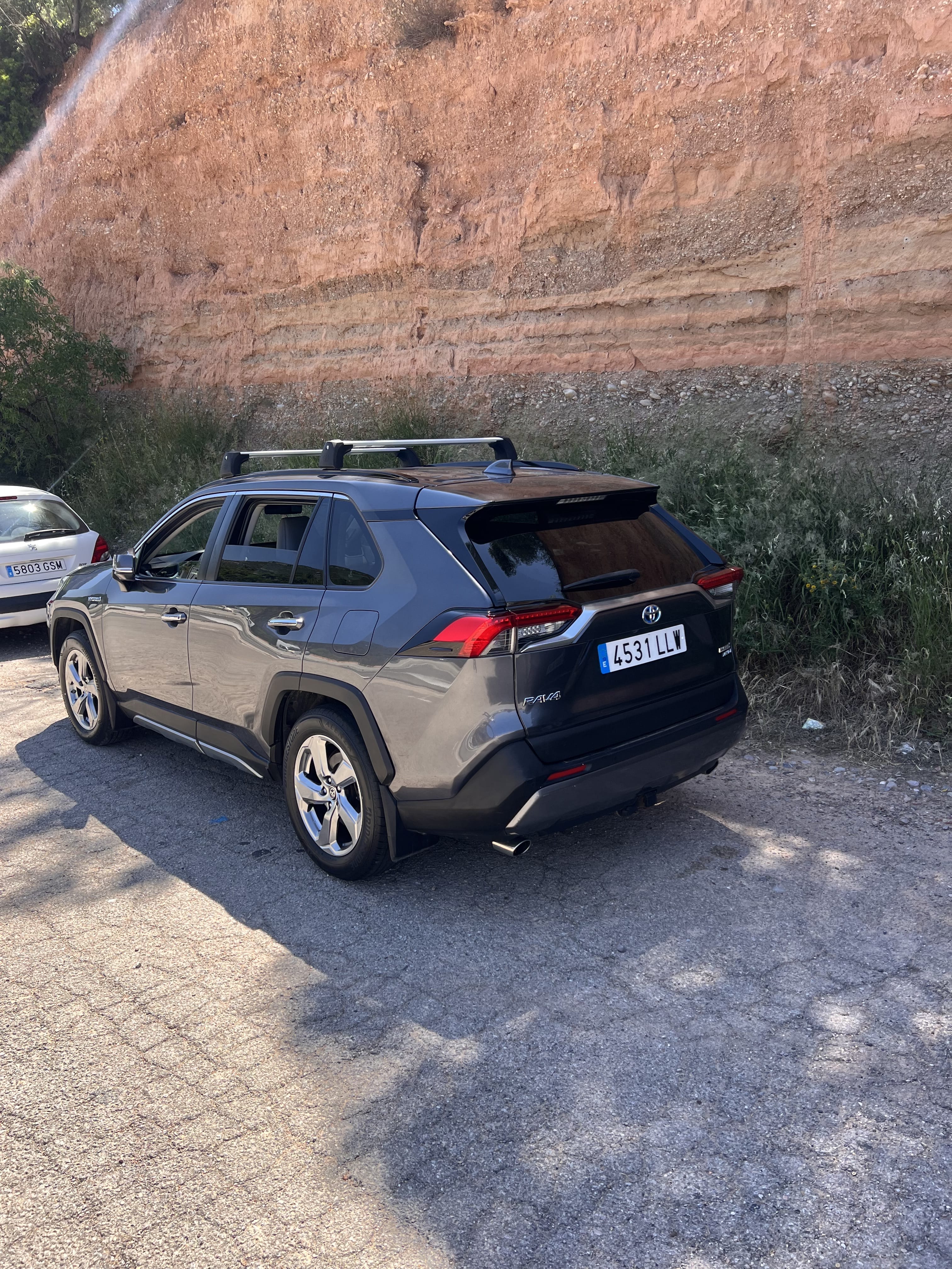Toyota RAV4  Híbrido XLE Premium avec Caméra de recul