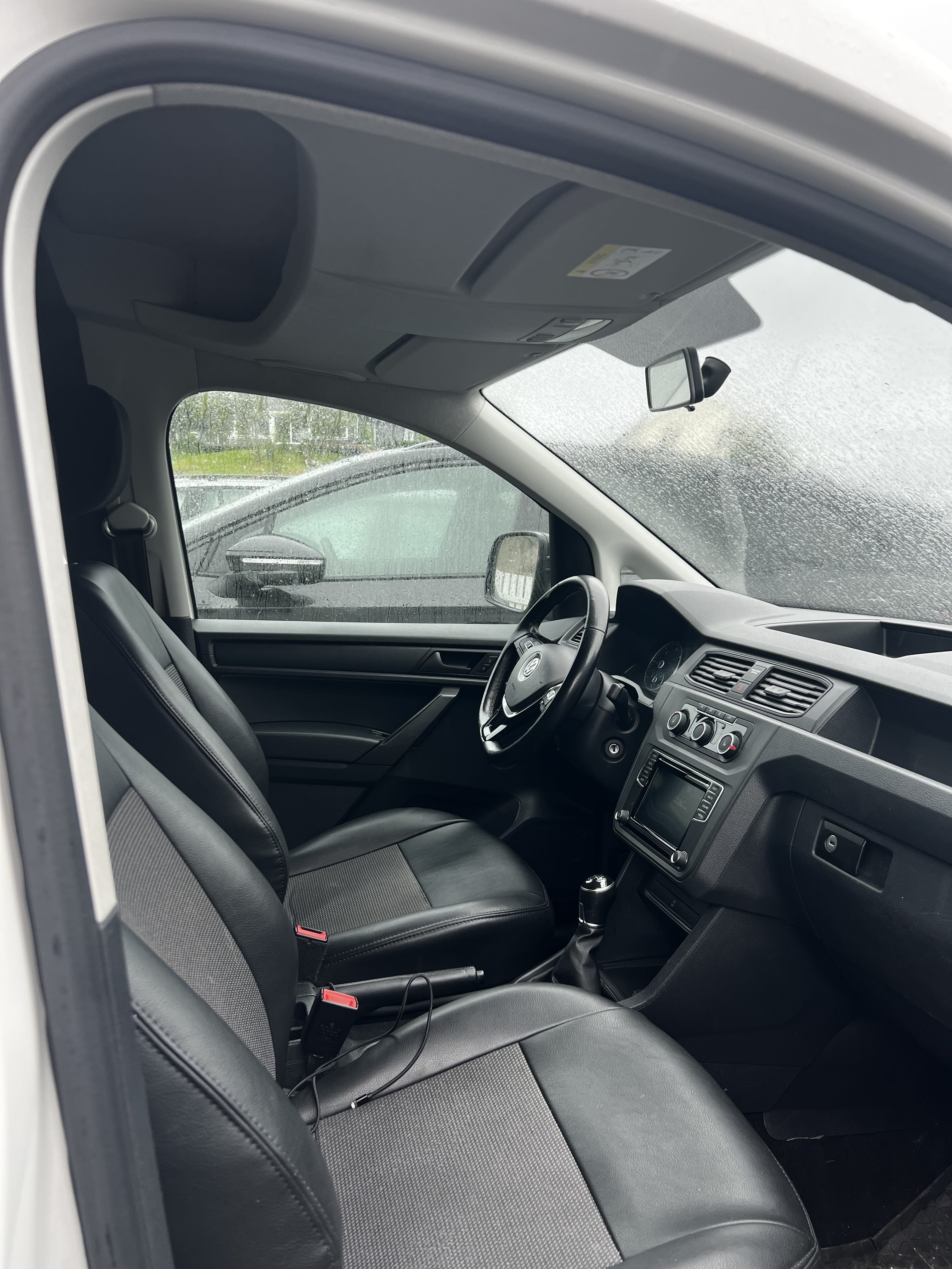 Volkswagen Caddy Maxi med Bluetooth audio
