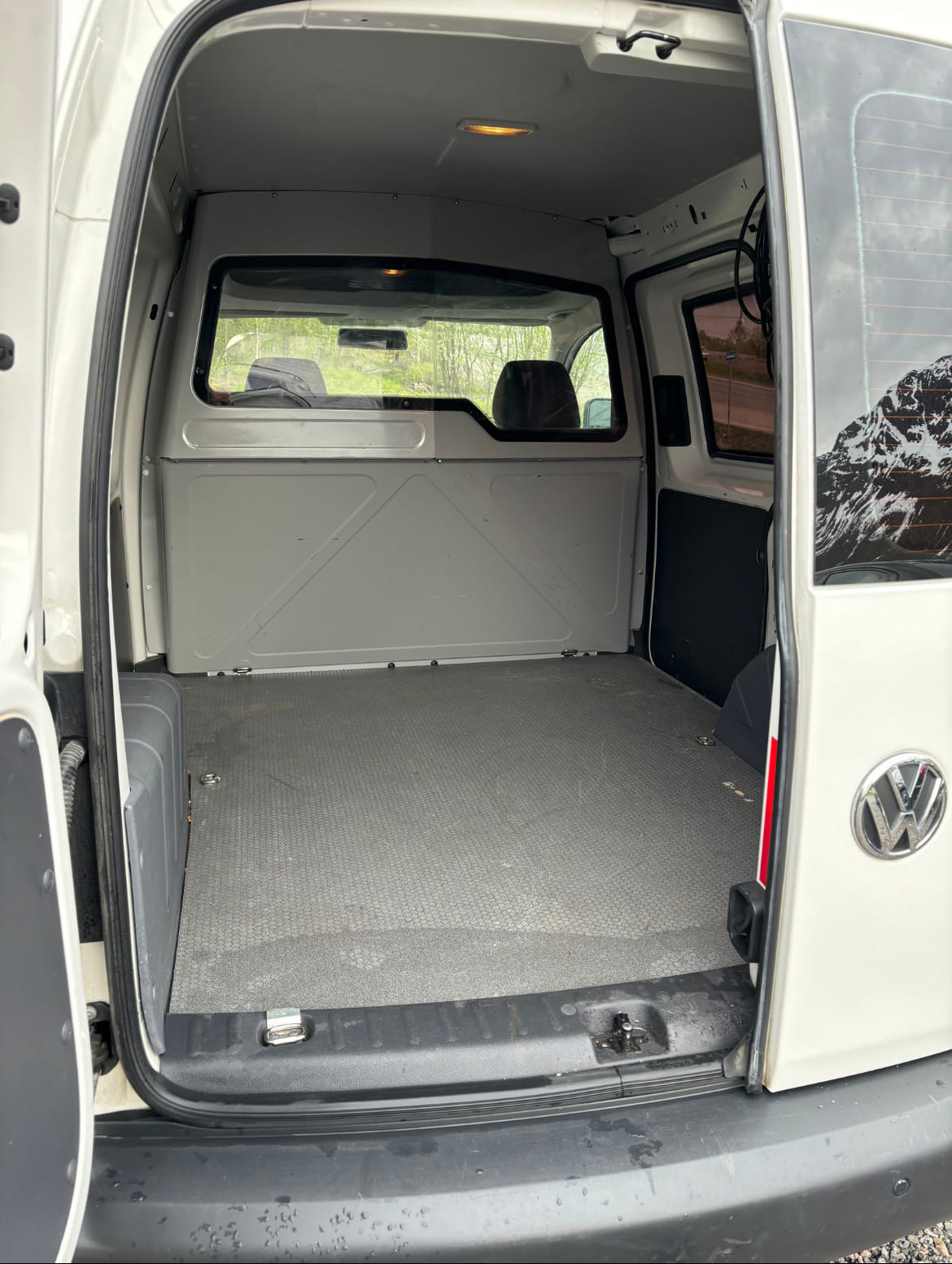 Volkswagen Caddy Varebil with Four-wheel drive