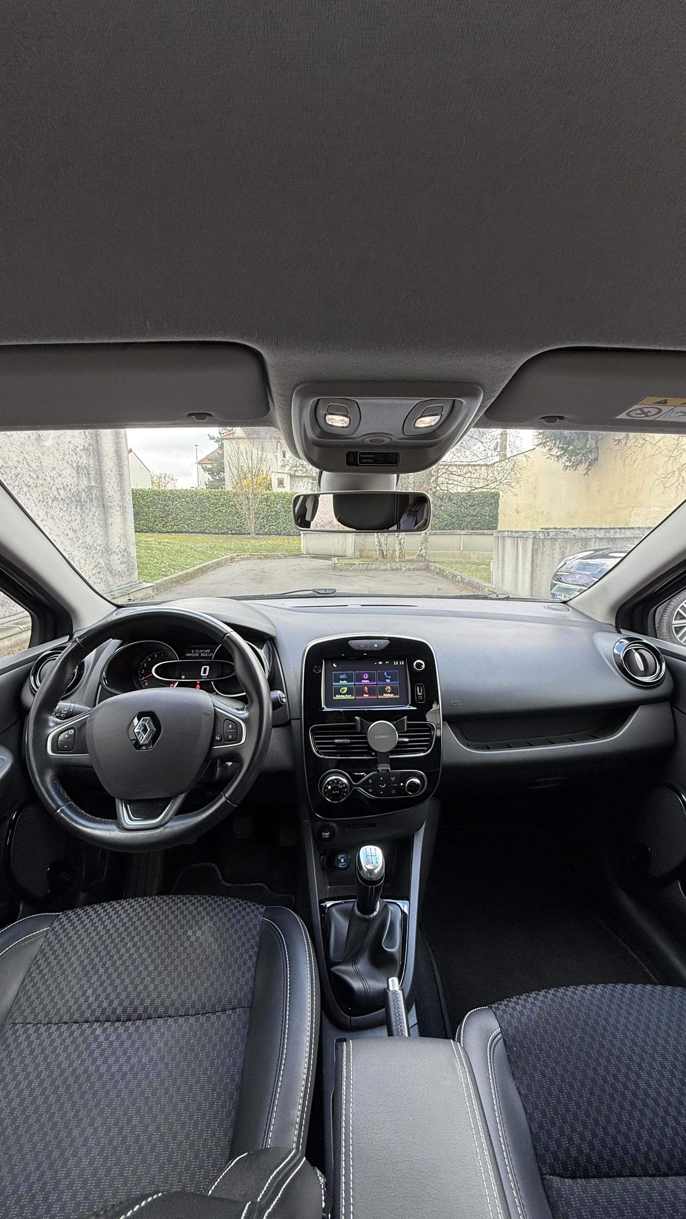 Renault Clio avec GPS