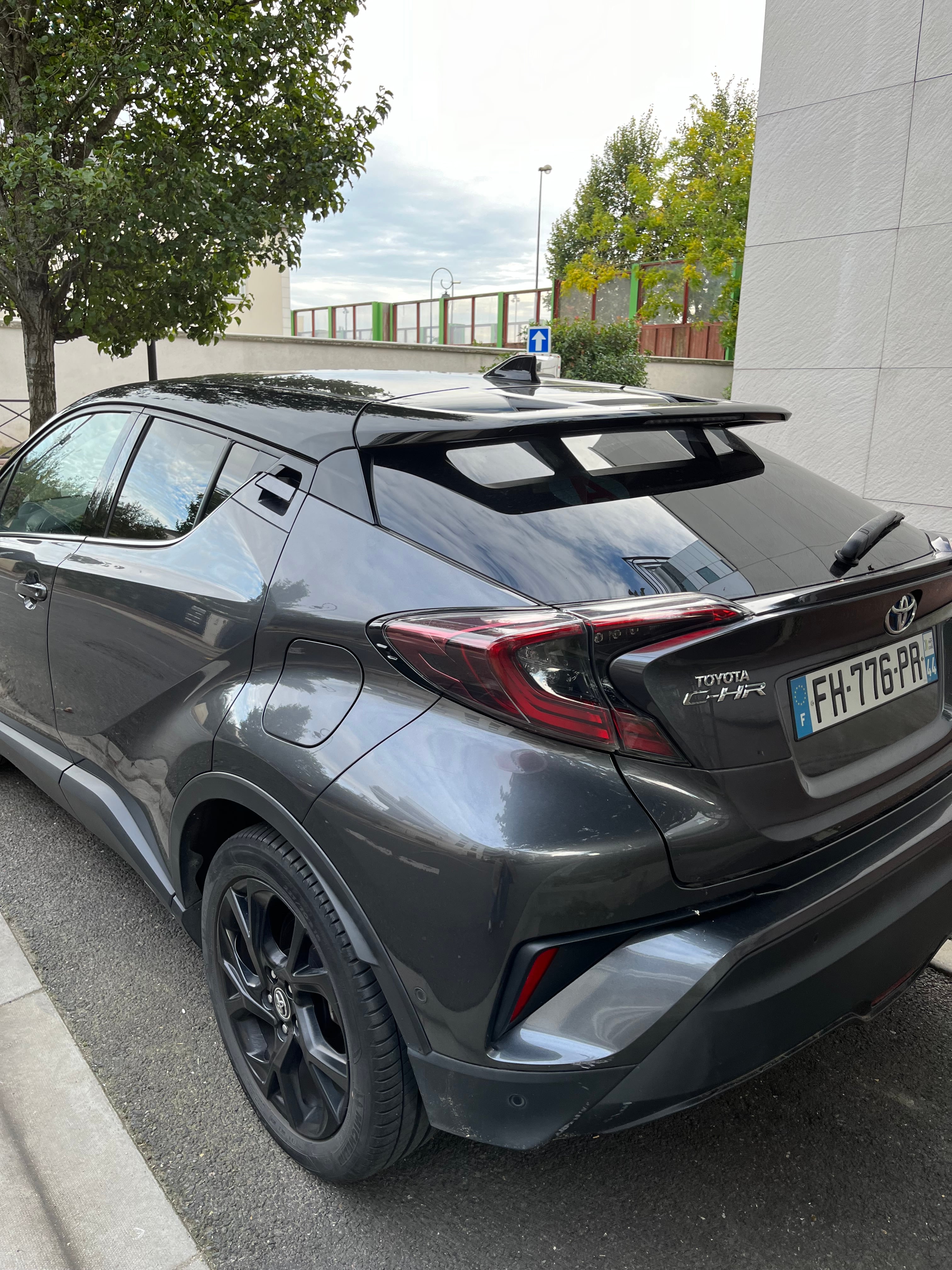 Toyota C-HR avec GPS