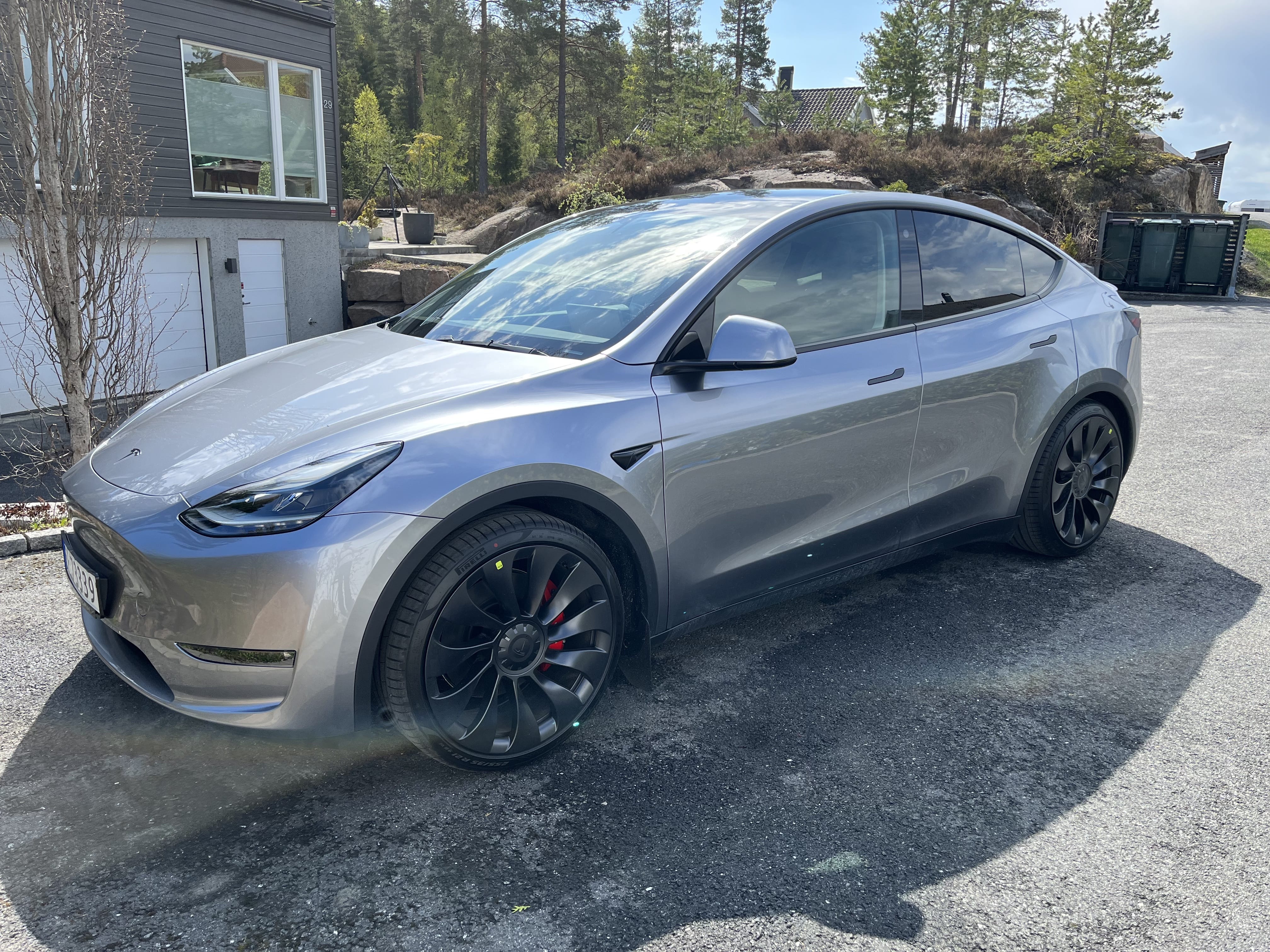 Tesla Model Y, 2023, Elektrisk, automatisk