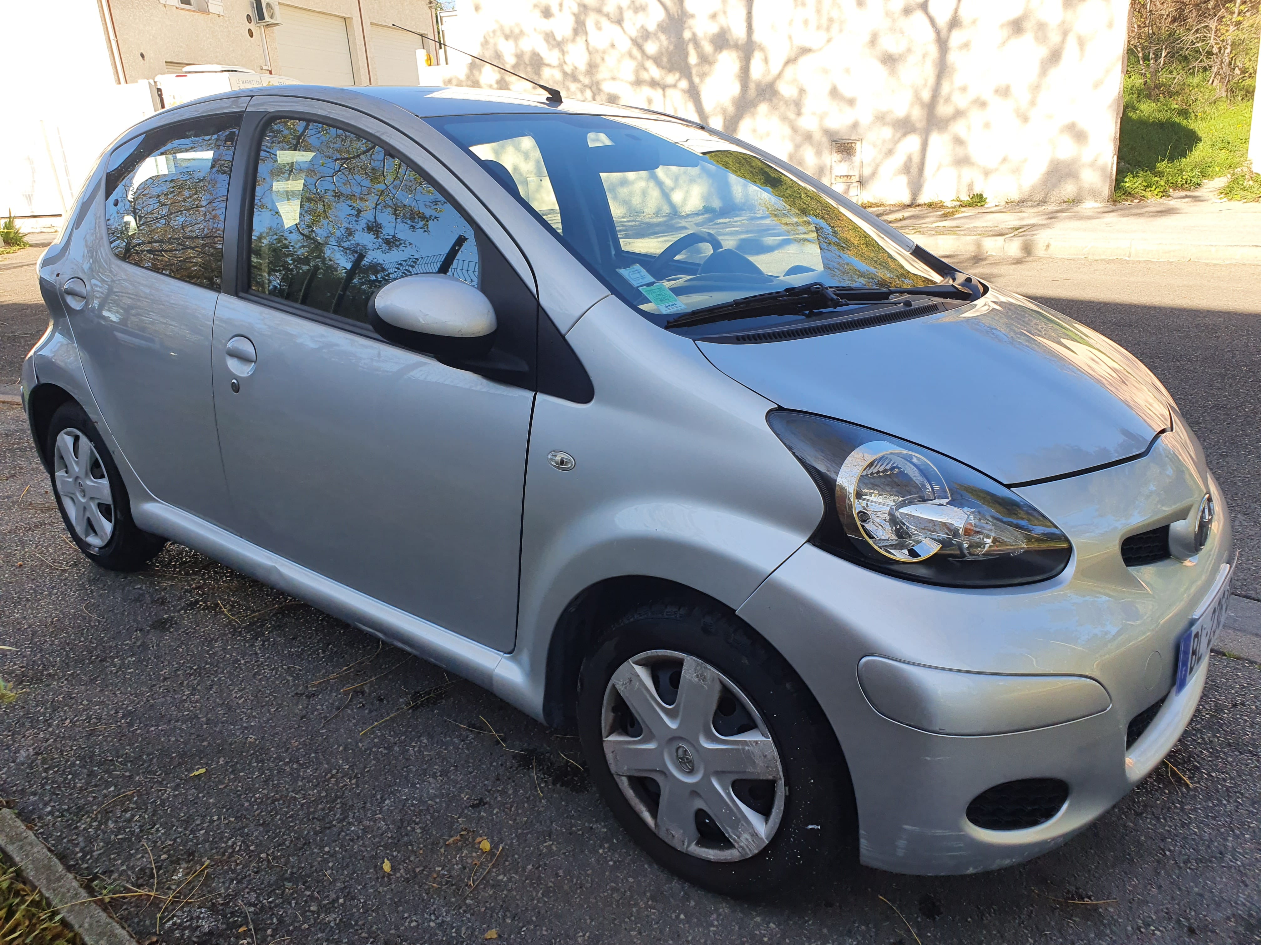 Toyota Aygo Connect, 2011, Essence 95