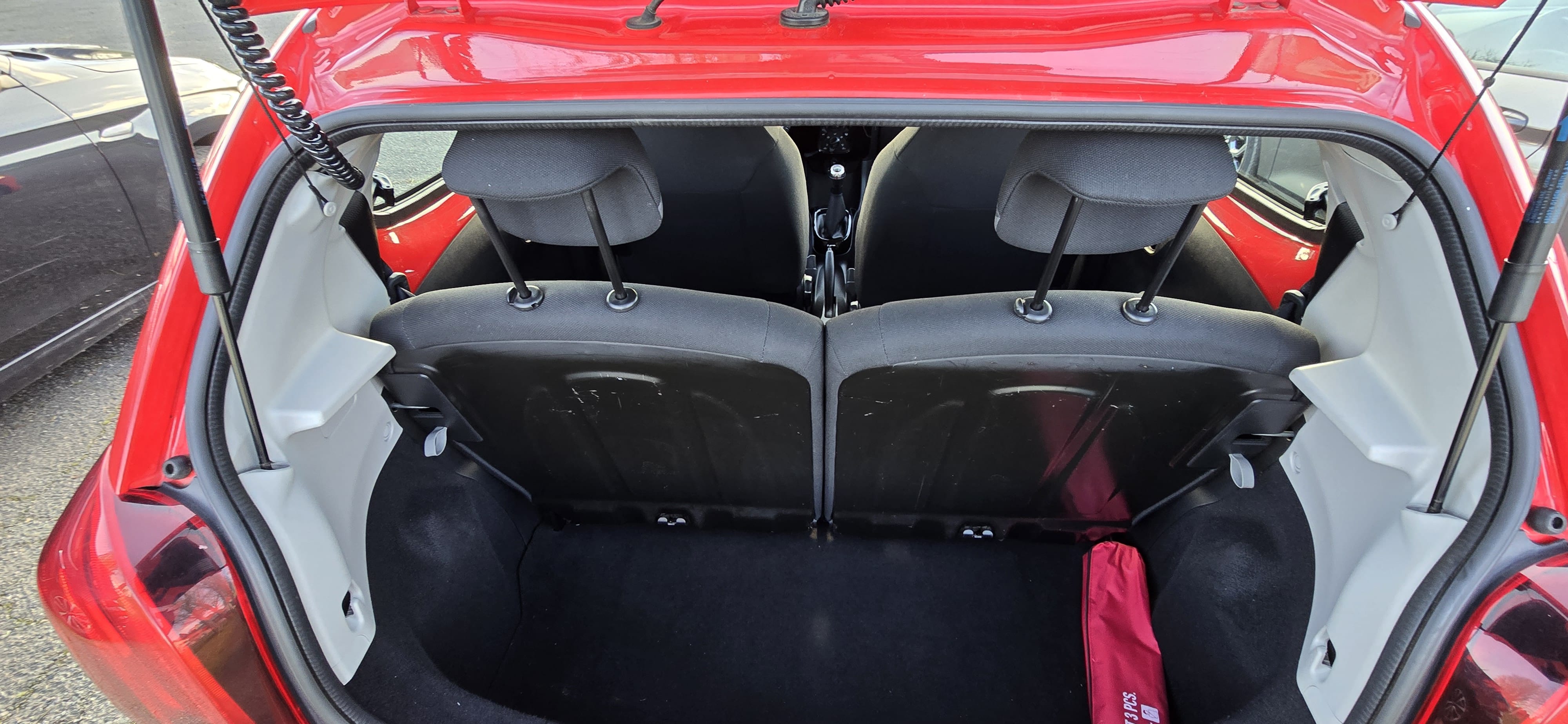 Peugeot 108 avec Entrée audio / iPod