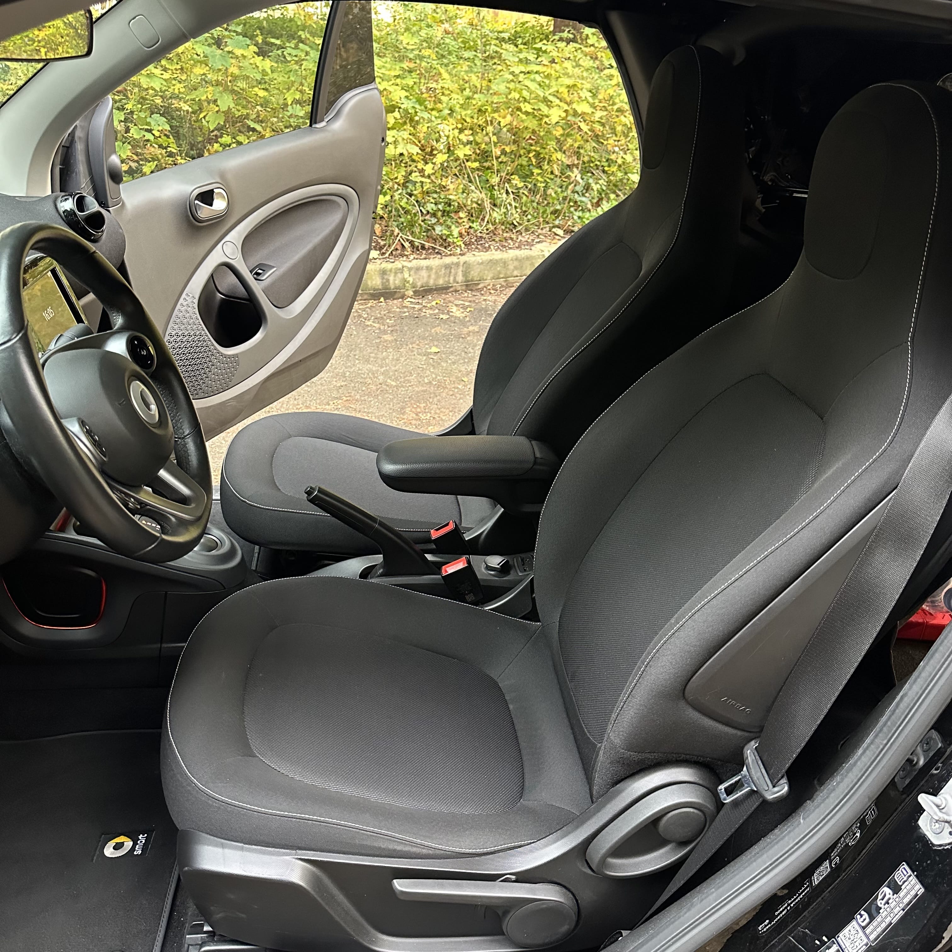 Smart Fortwo Cabriolet avec Entrée audio / iPod