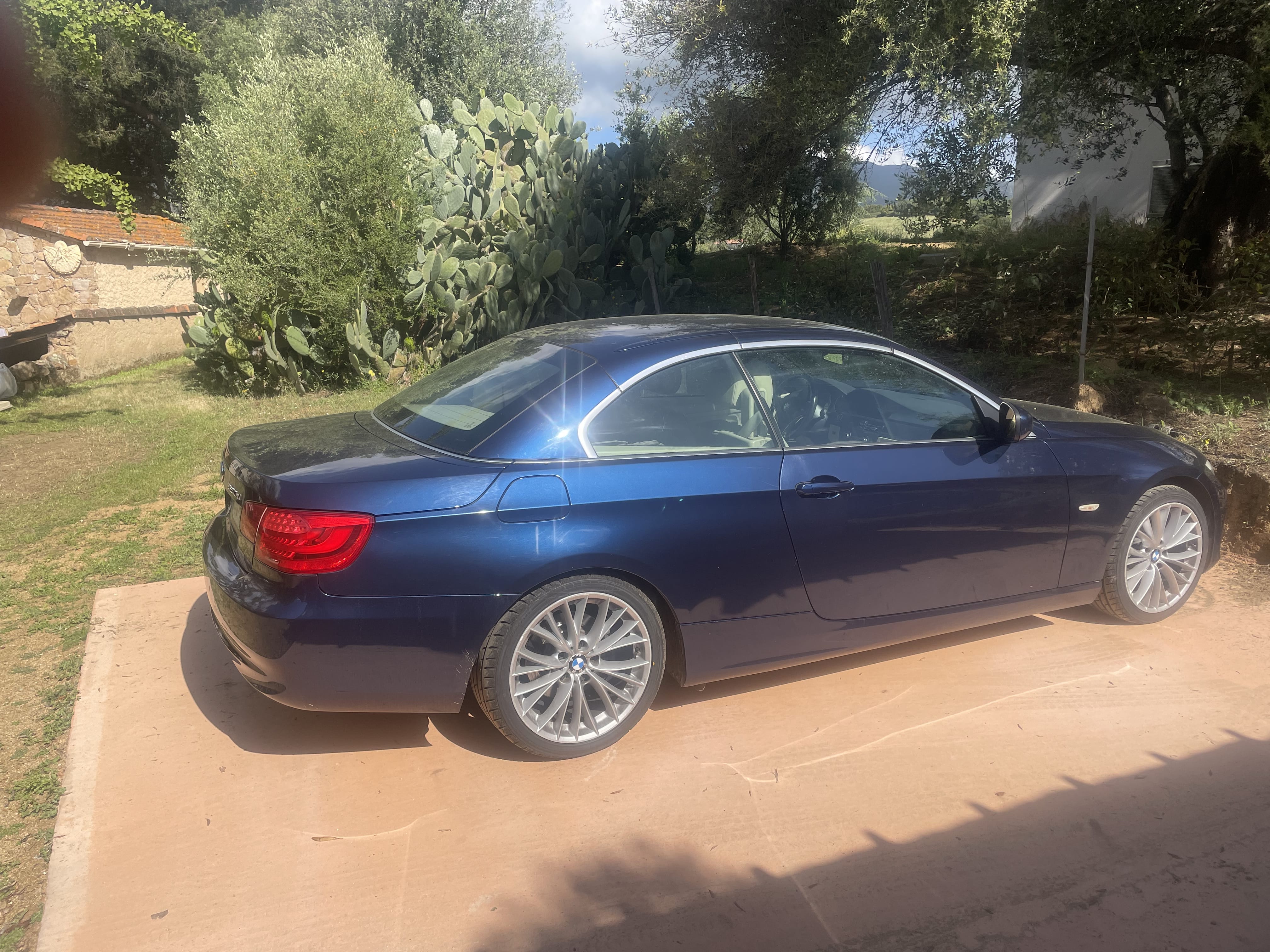 BMW Série 3 Cabriolet 320D with GPS
