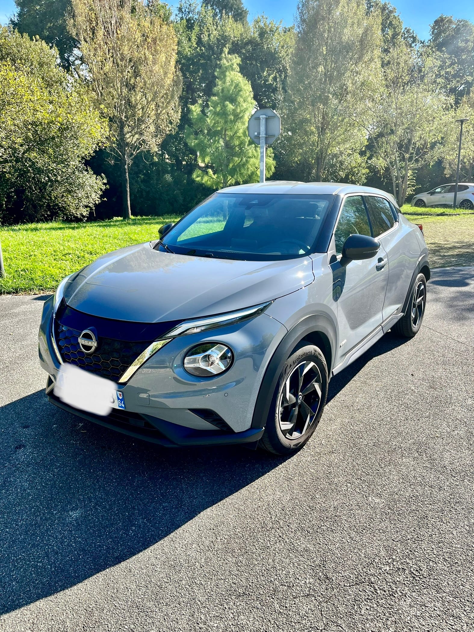 Nissan Juke N-Connecta Hybride, 2022, Essence 95 / Électrique (hybride), automatique