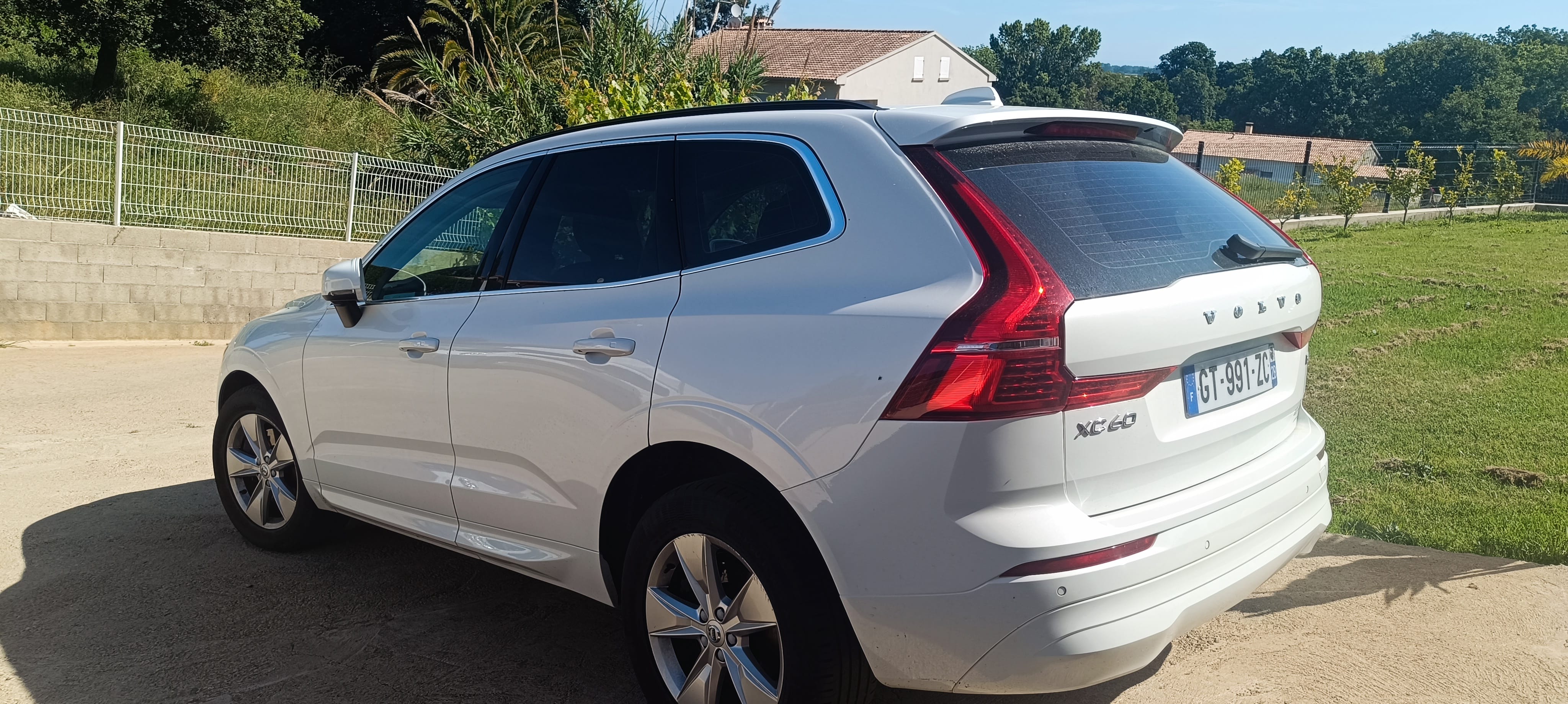 Volvo XC60 2.0 197ch micro hybride avec Régulateur de vitesse