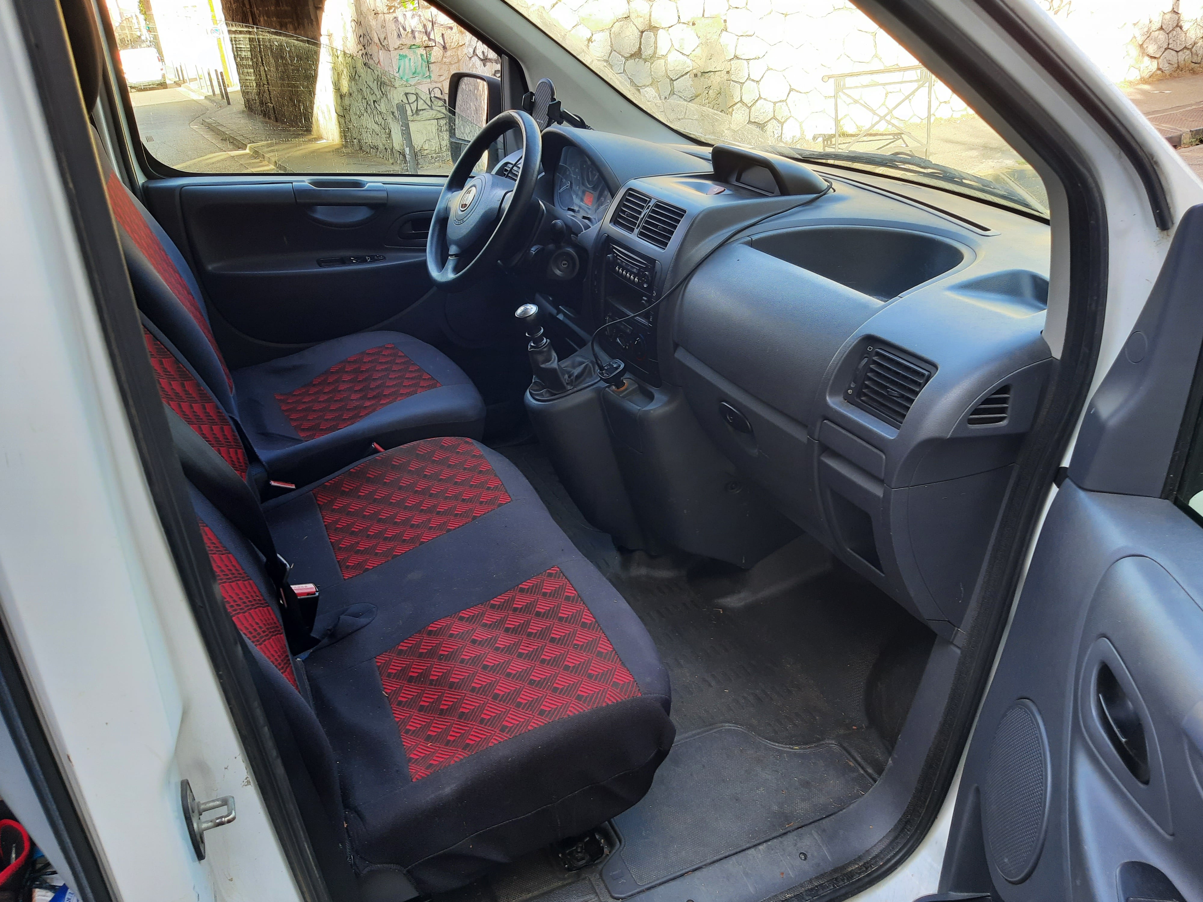 Fiat Scudo 2.0 HDI avec Audio Bluetooth