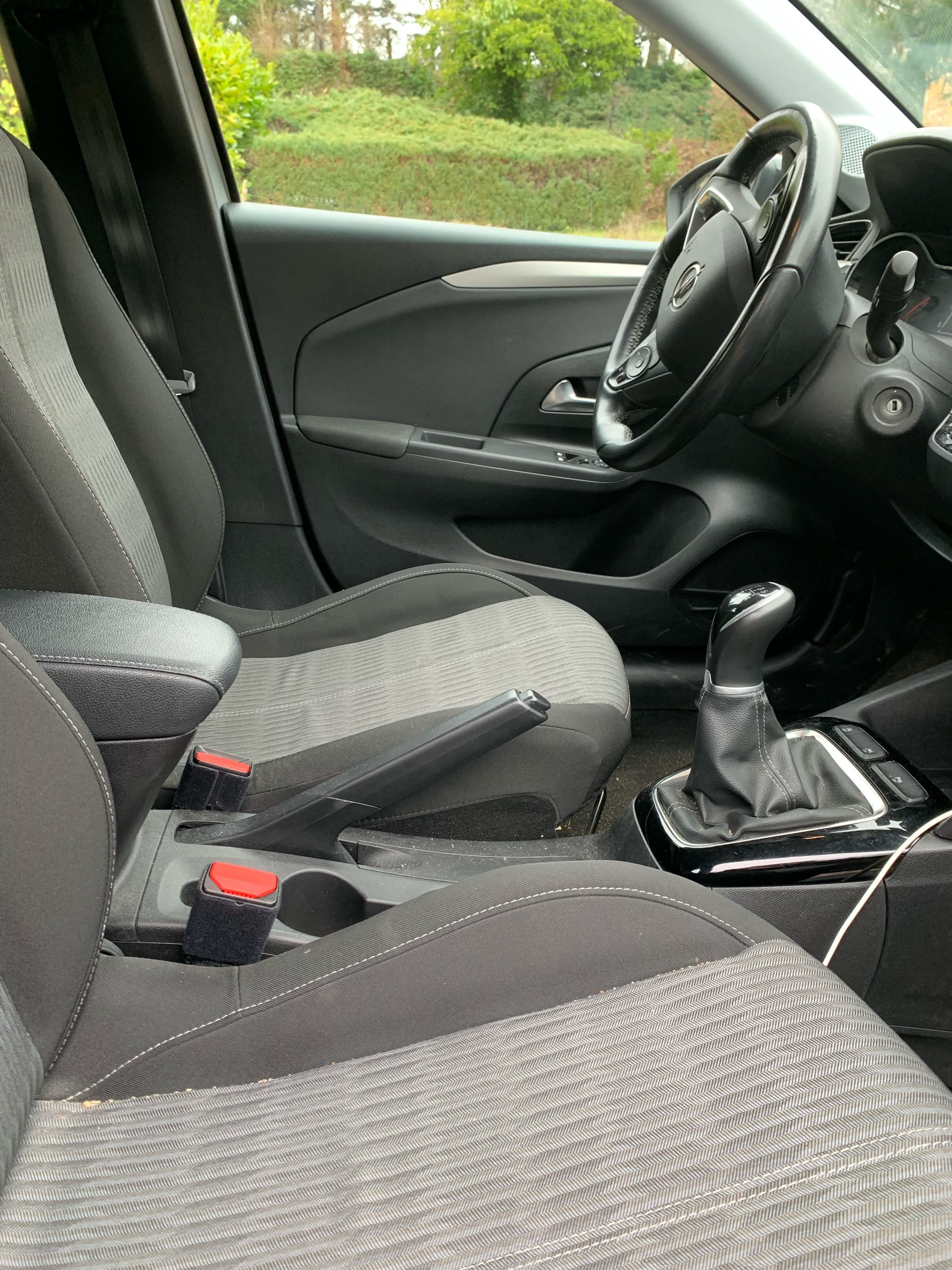 Opel Corsa avec Régulateur de vitesse