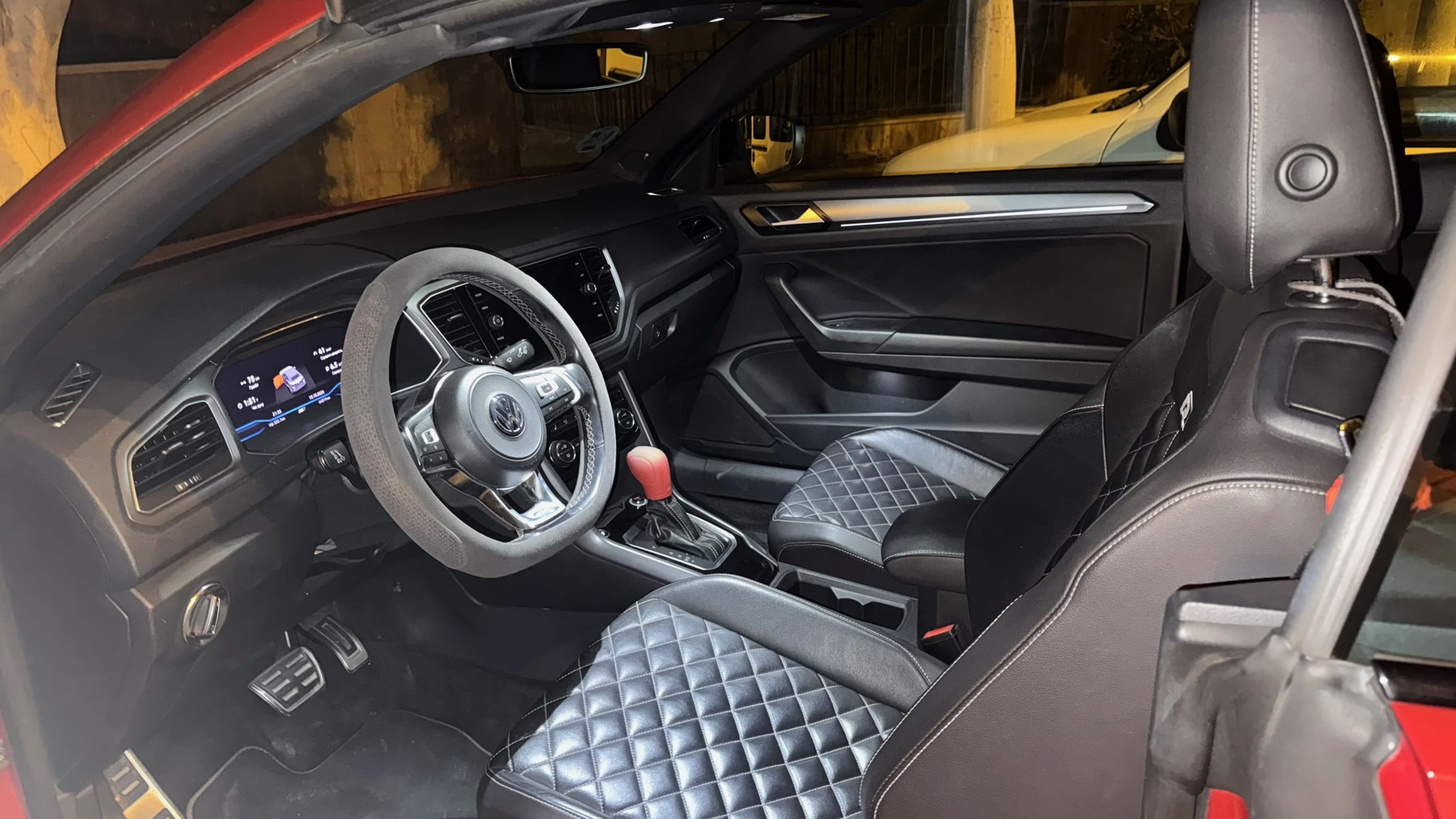 Volkswagen T-Roc Cabriolet con Control de velocidad