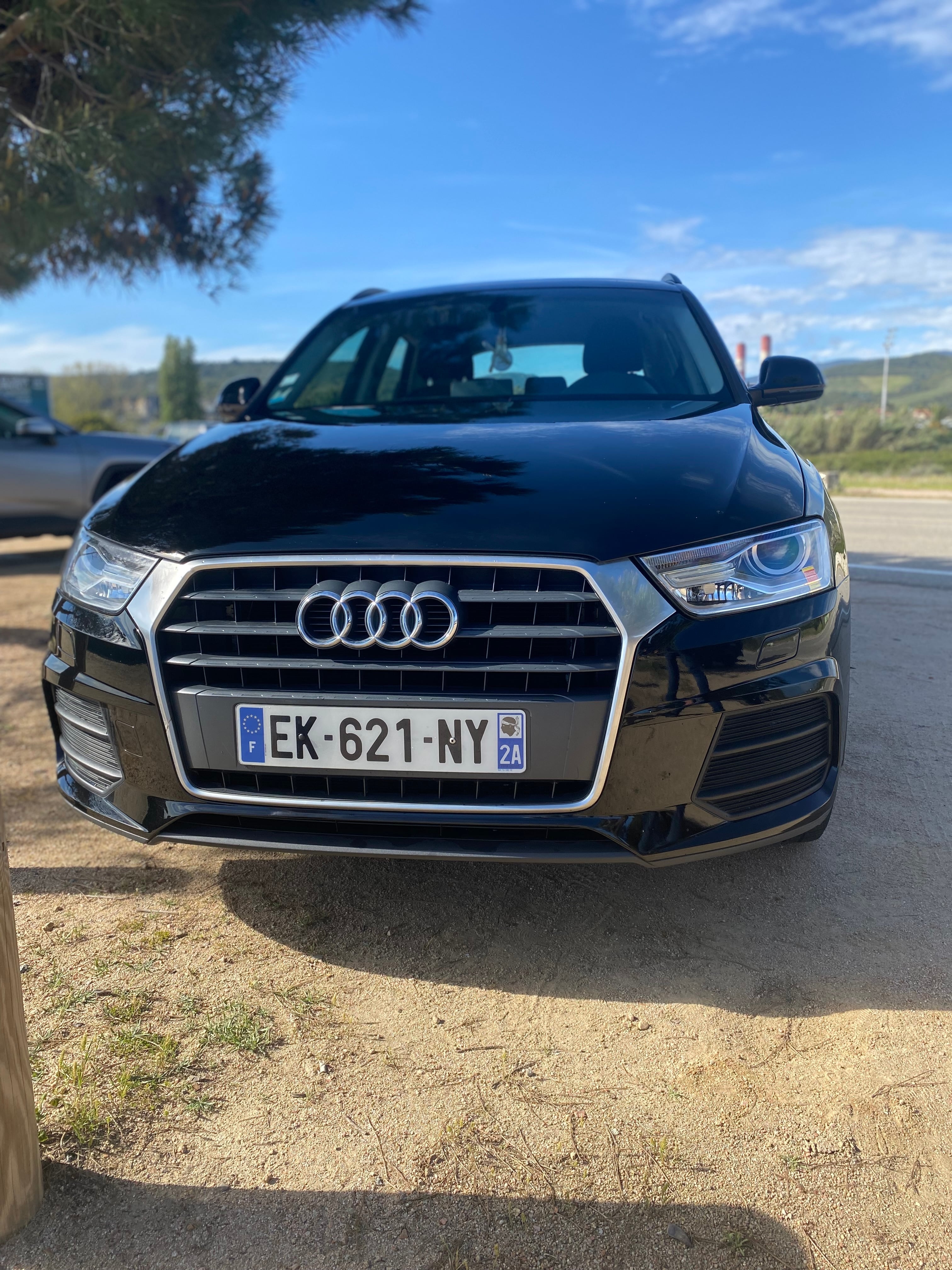 Audi Q3 2.0T Premium