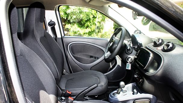 Smart Forfour EQ mit Navigationsgerät