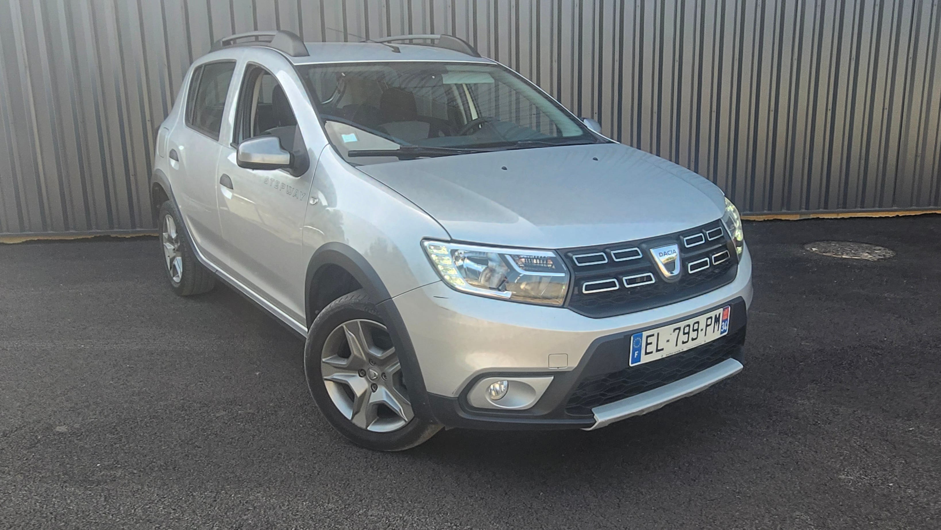 Dacia Sandero Stepway 1.5 dci avec Apple CarPlay