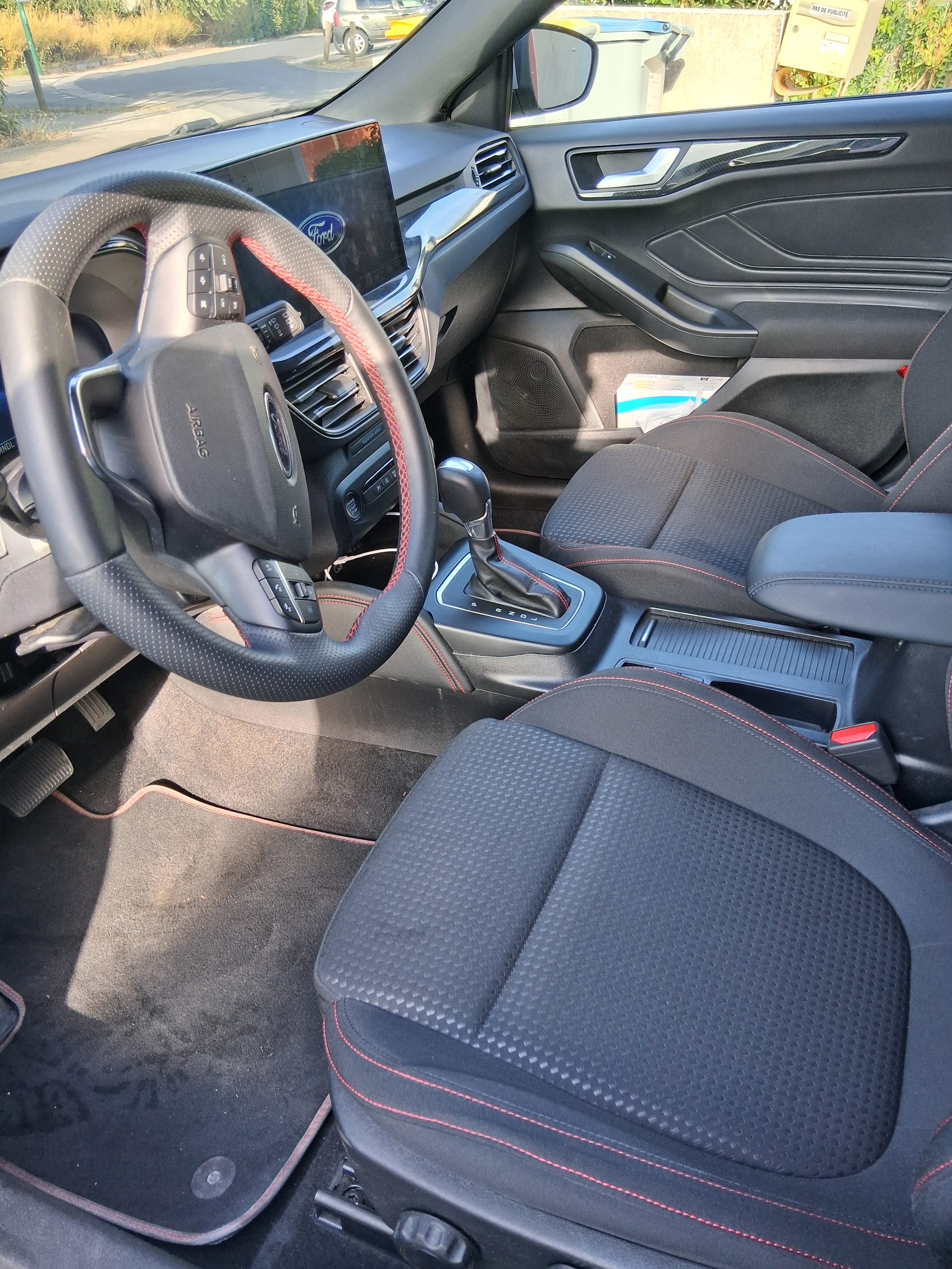 Ford Focus SW avec Audio Bluetooth